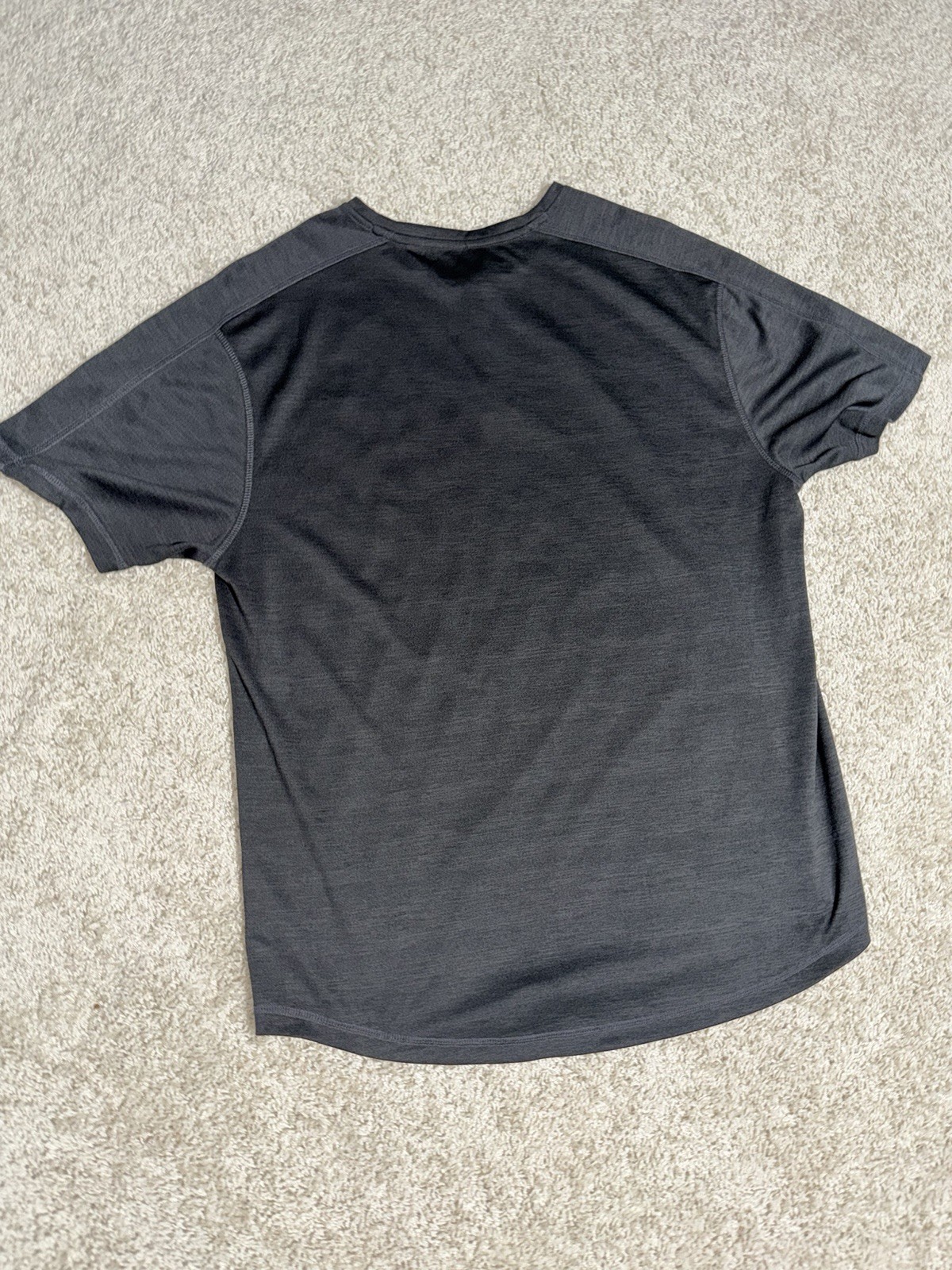 BKE Performance Shirt Mens Size XL Grey Workout Gym Lightweight Comfort gallery