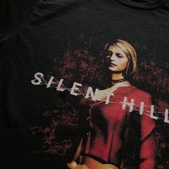 MARIA Silent Hill 2 TSHIRT TEE Horror – HIGH QUALITY PRINT – GILDAN