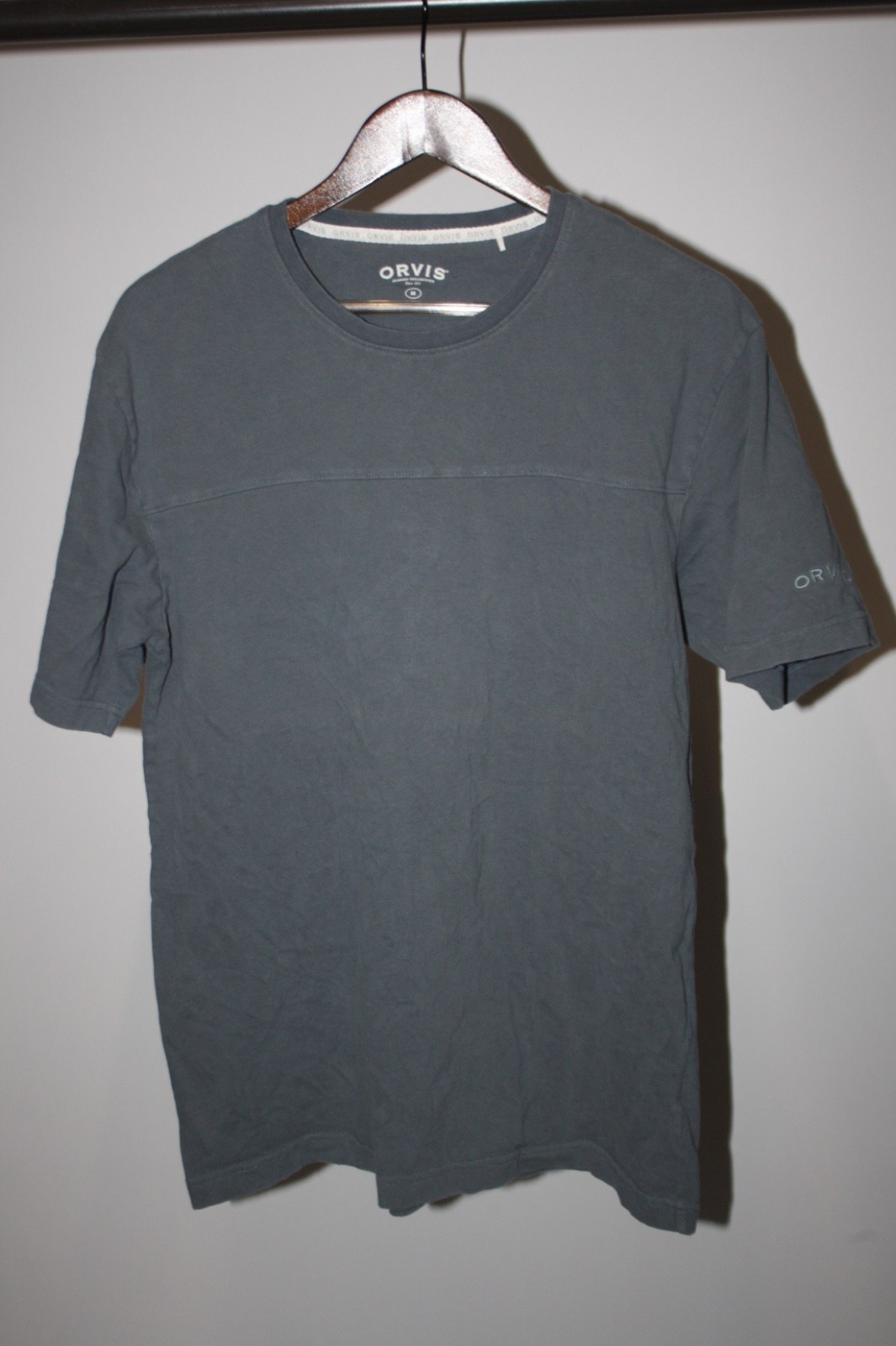 Orvis T-shirt Men's Medium Classic Collection 100% Cotton Dark Gray Outdoor Tee gallery