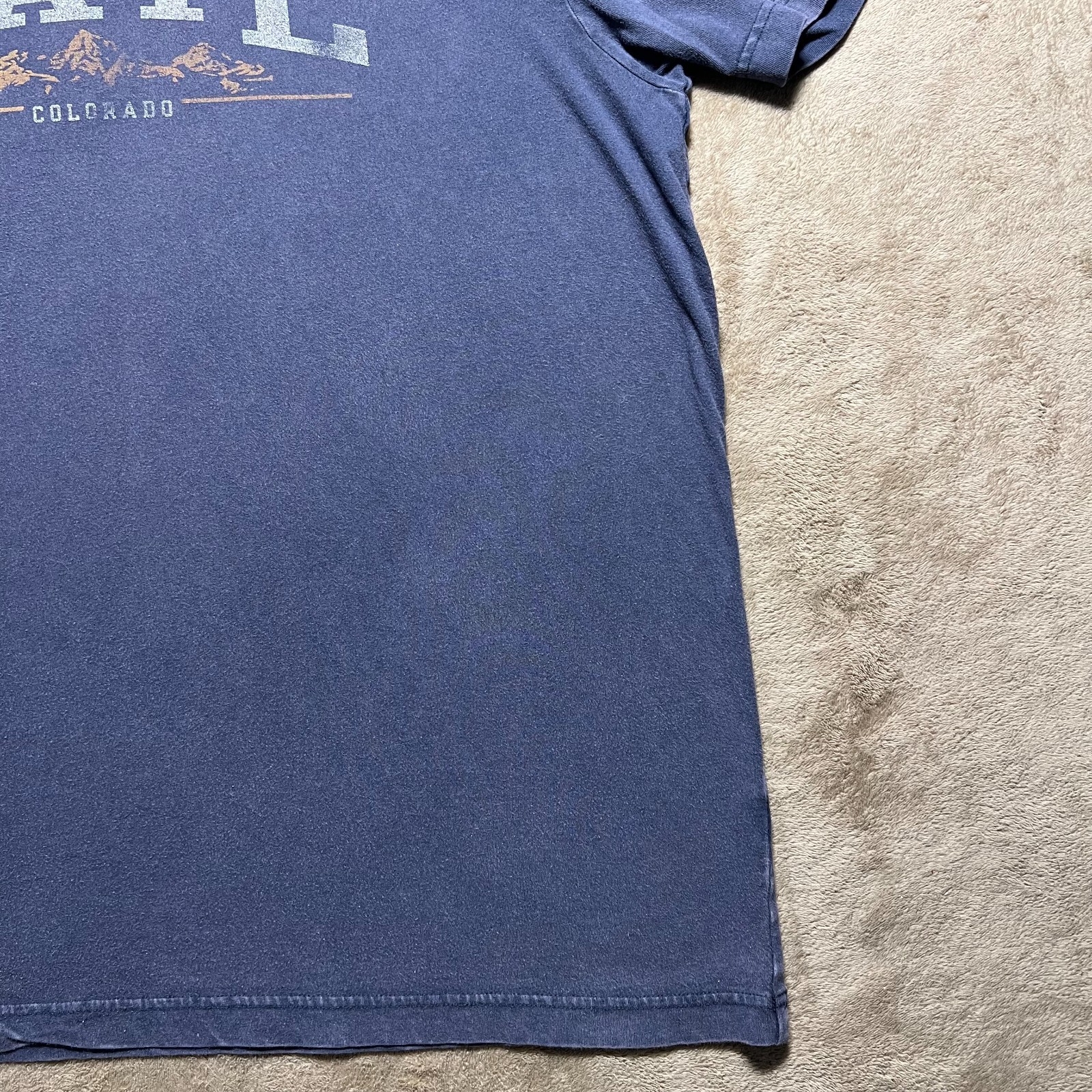 Vail Colorado T Shirt Mens XL Blue Outta Town Vintage Mountain Ski Souvenir Tee gallery