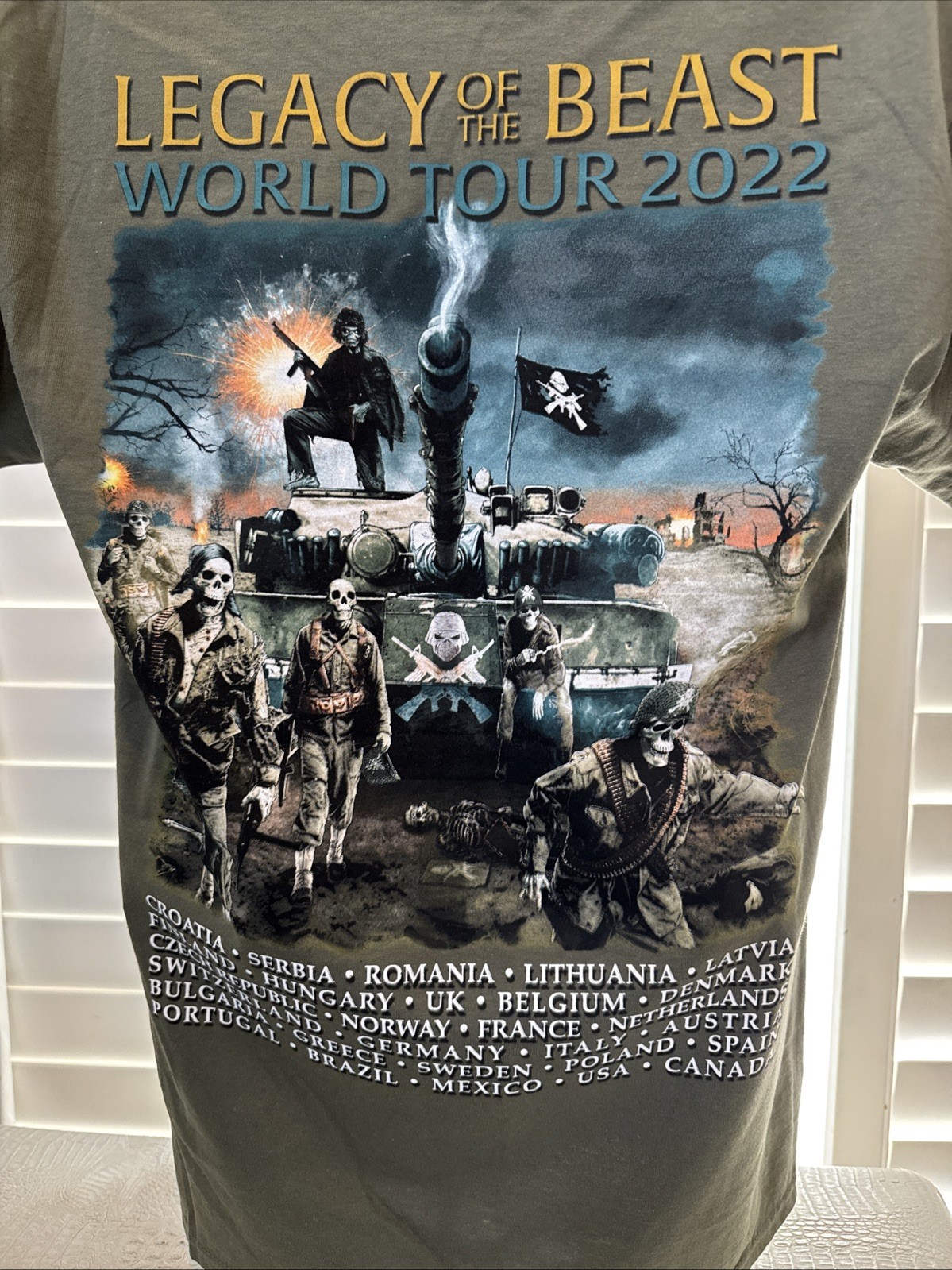 Iron Maiden Official Shirt Legacy Of The Beast 2022 World Tour Size XL New gallery