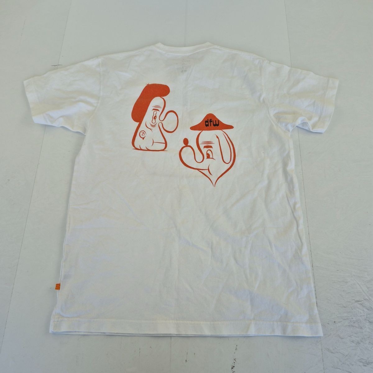Uniqlo SPRZ NY T-Shirt Medium White Mens Cotton Short Sleeve Pullover gallery