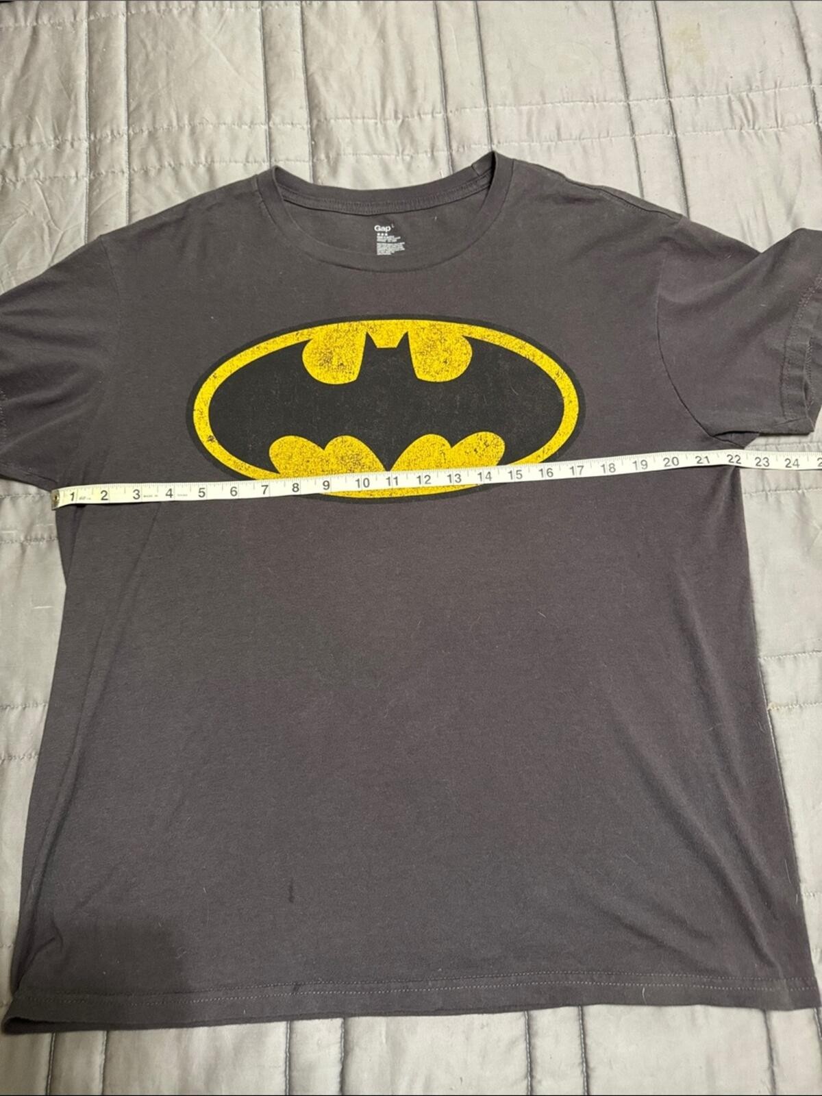 Gap Batman Graphic T-Shirt Gray Yellow Size L gallery
