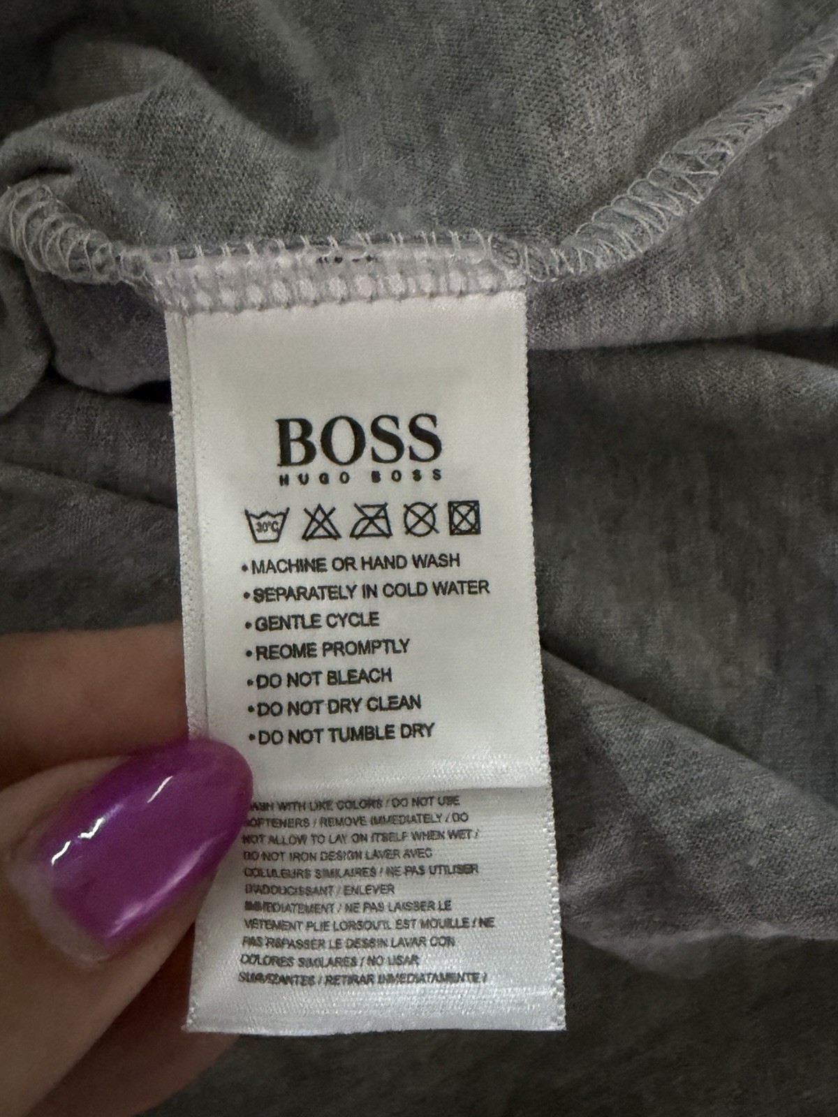 Hugo Boss Men’s Gray Short Sleeve Black Velvet Crew Neck Tee Shirt Sz L NWT gallery