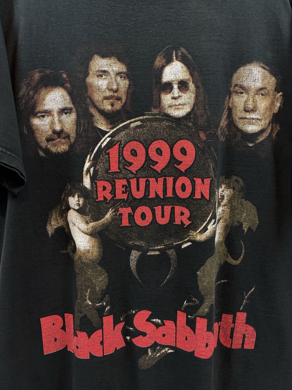 Vintage 1990s Black Sabbath Tour T-shirt Size XL Black Reunion 1999 Tour Pantera gallery