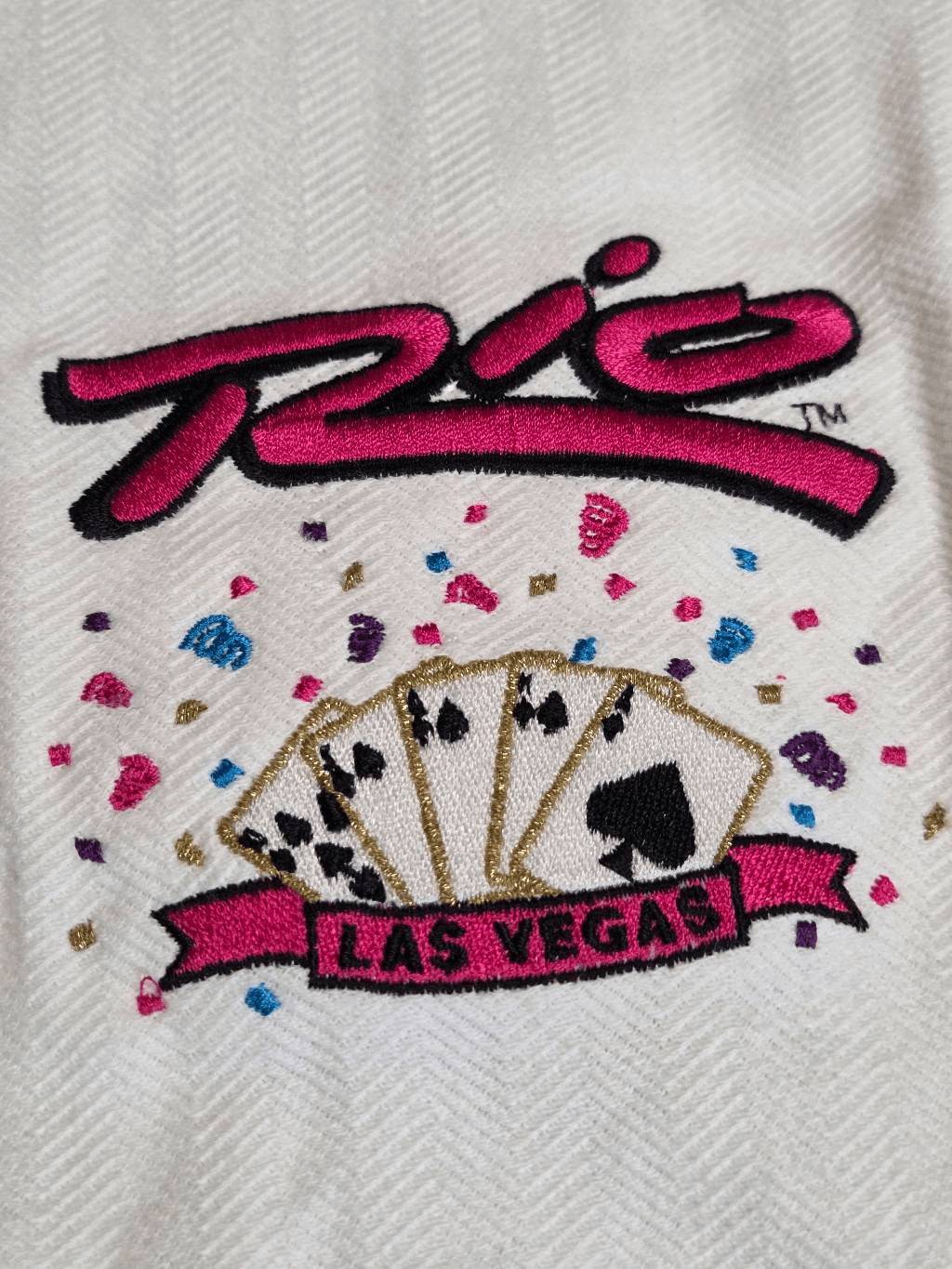 RIO LAS VEGAS VINTAGE POKER ROOM HERRINGBONE TEXTURE SINGLE STITCH SIZE LARGE gallery