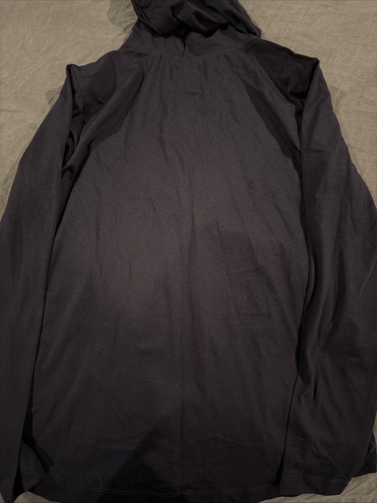 NWT Cuts AO Men's Small Long Sleeve Hooded Curve-Hem Black Shirt- $72 Retail! gallery