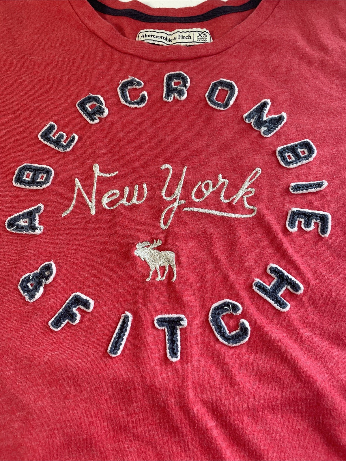 Abercrombie & Fitch Women's Logo Short Sleeve T-Shirt XS gallery