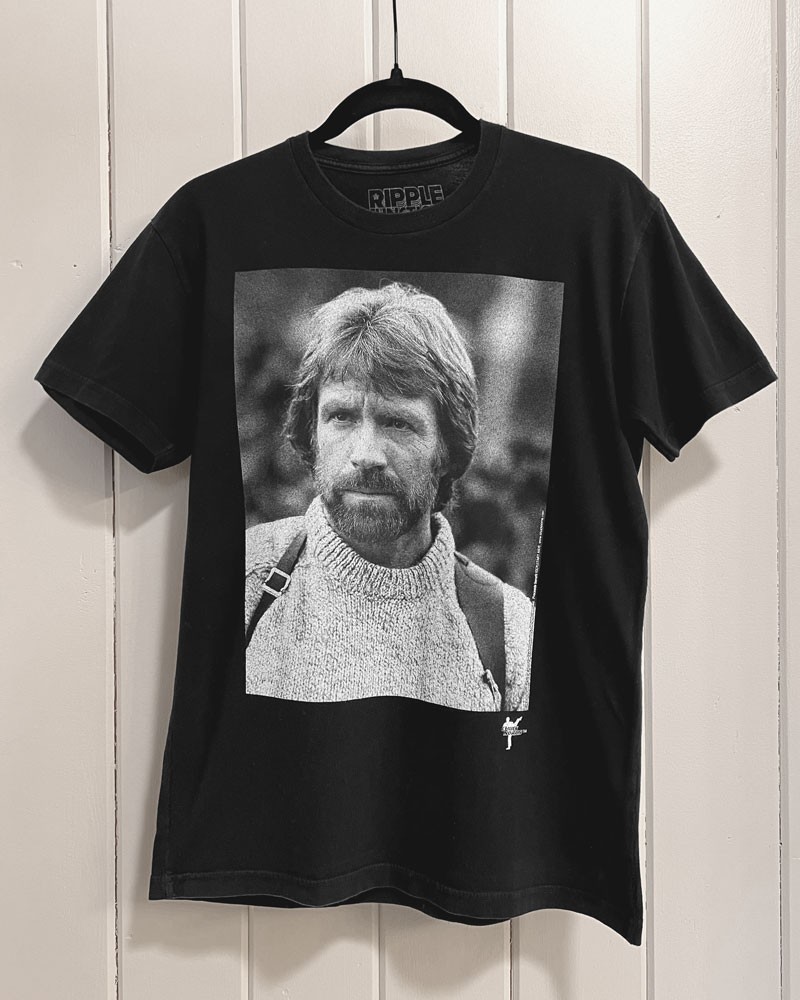 Chuck Norris™ 2011 Fan T-Shirt Mens Small (Sergeant Eddie Cusack) gallery