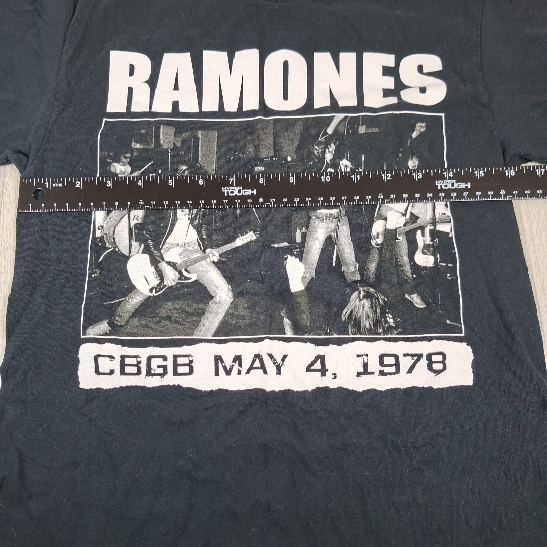 Vintage Ramones 1234 T Shirt CBGB May 4, 1978 Black Punk Rock Size Small gallery
