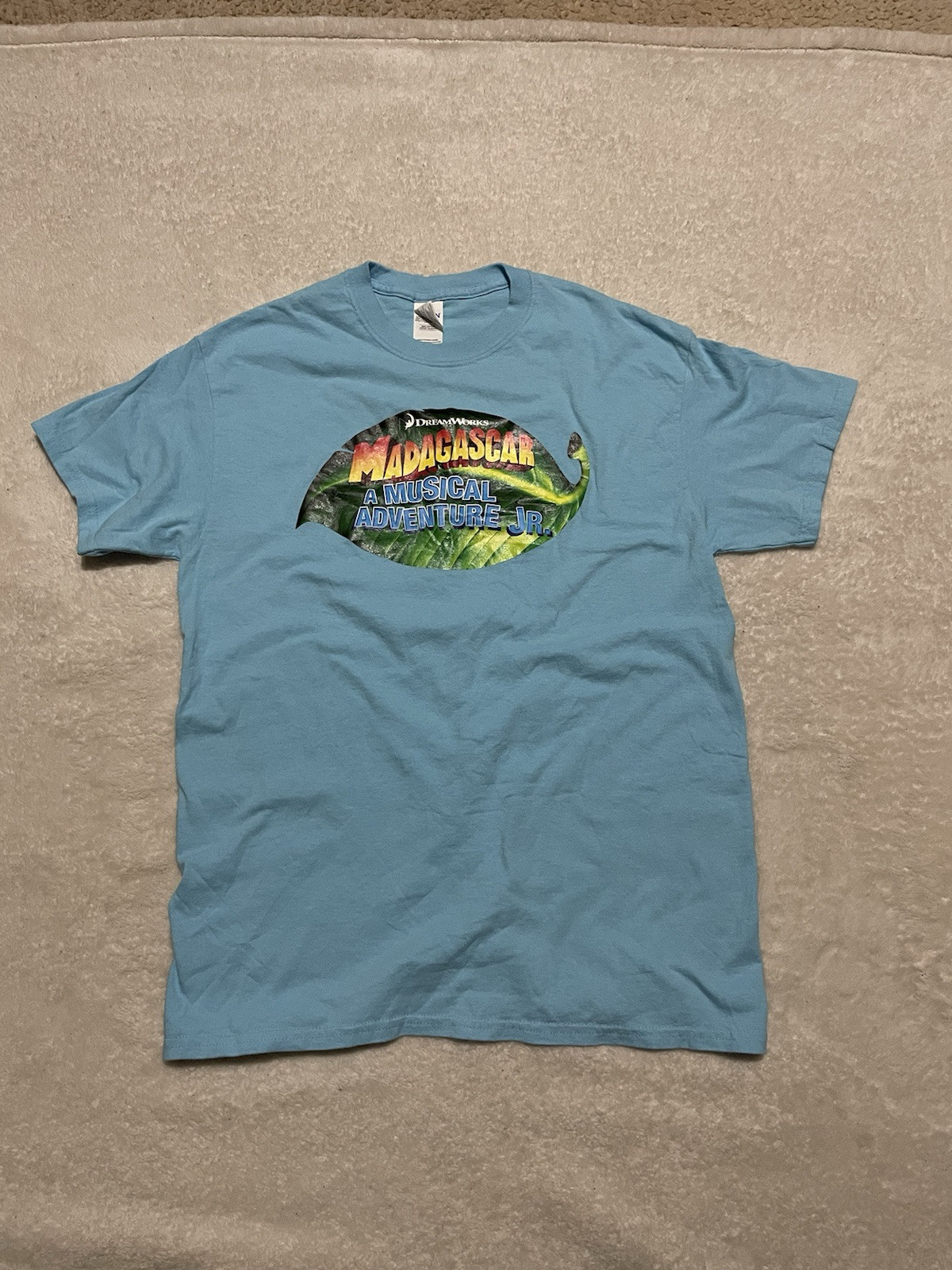 DreamWorks Madagascar T-shirt Men’s Small A Musical Adventure Jr Blue Tee gallery