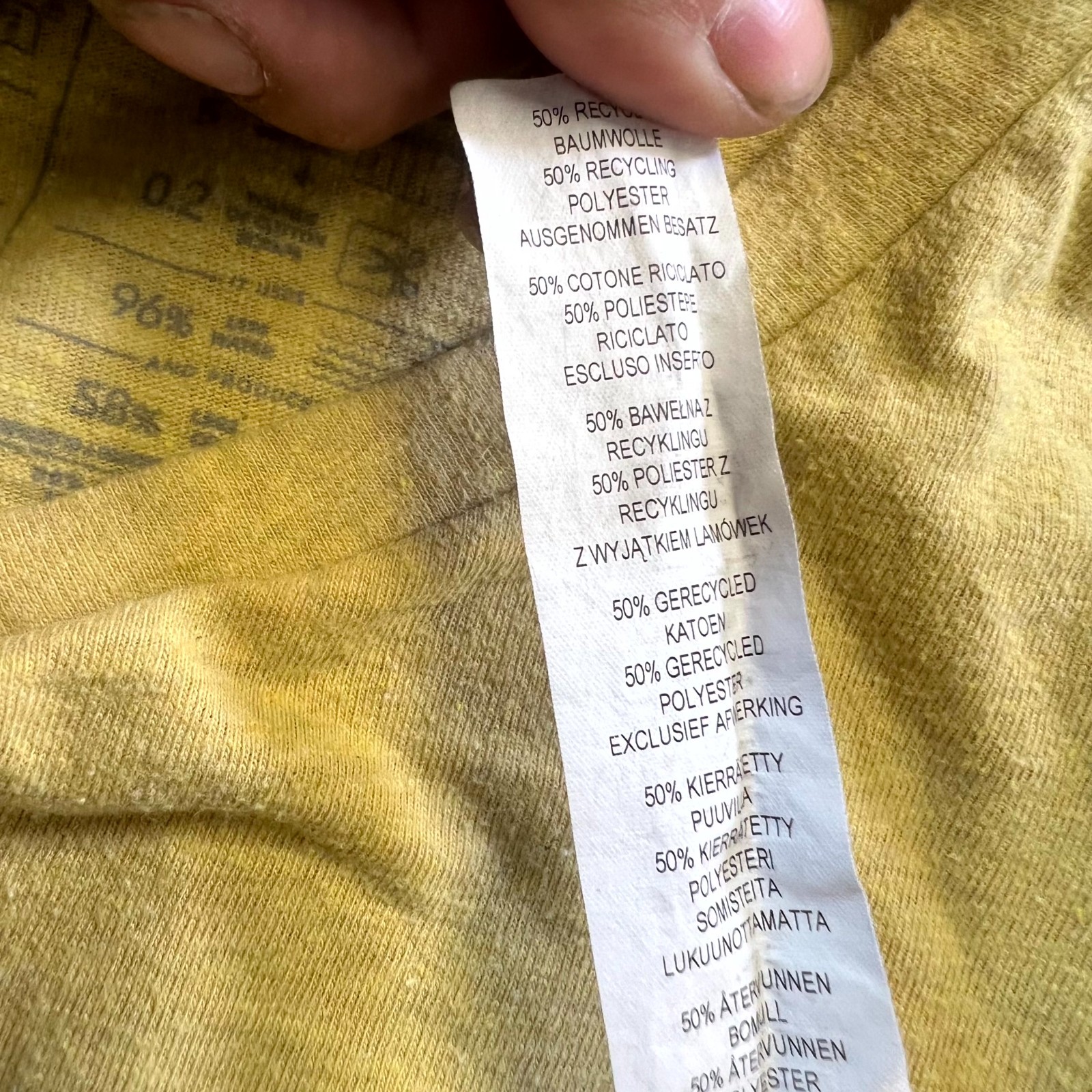 Patagonia T-Shirt Mens M Yellow Polyester Casual Outdoor Summer Beach Travel gallery