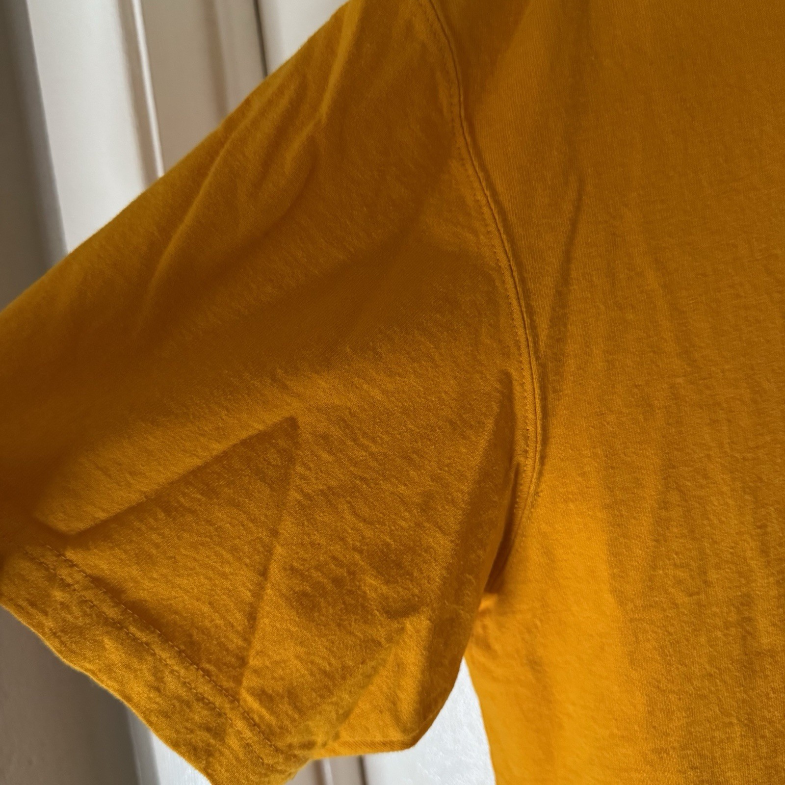 Carhartt Pocket T-shirt Men’s M Mango Orange Short Sleeve Workwear 100% Cotton gallery
