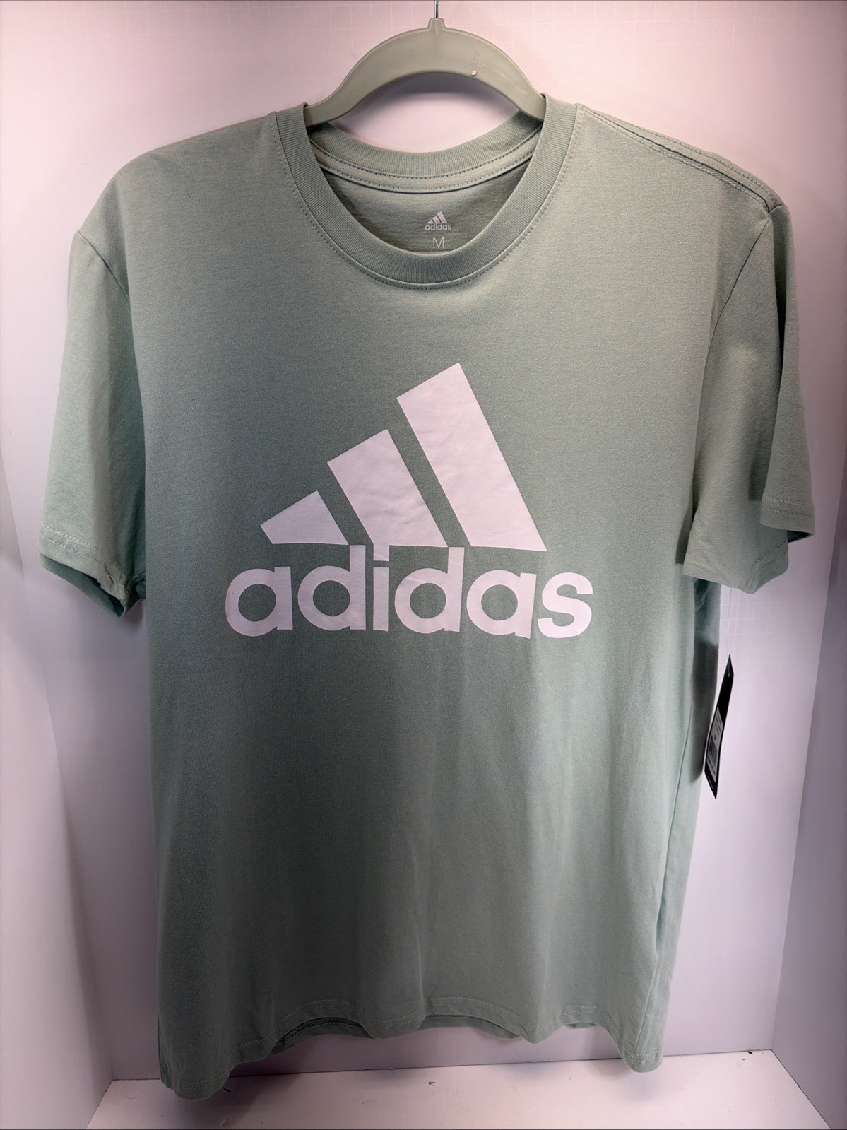 adidas Men’s Logo T-Shirt Multi Sport, Easy Green, Size M