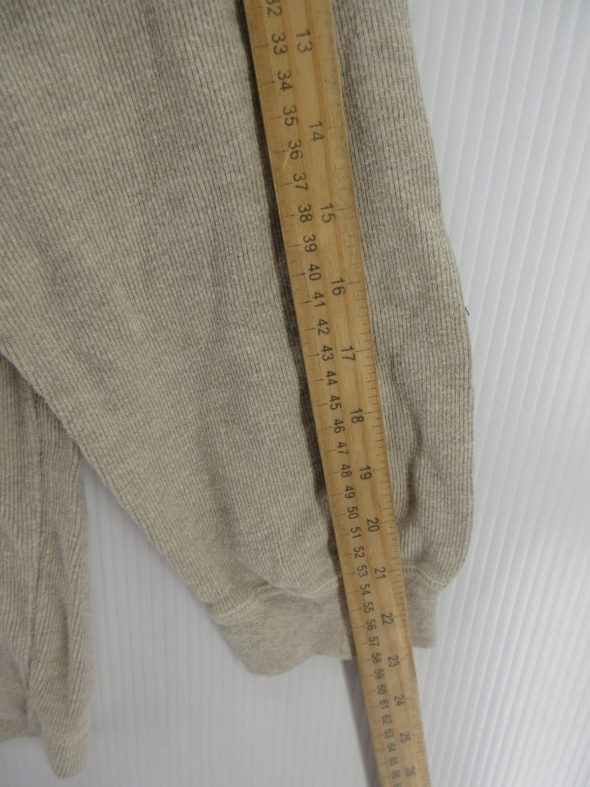 VINTAGE Levis Shirt Men Large Beige Henley Pullover Ribbed Knit Classic 90s Y2K gallery