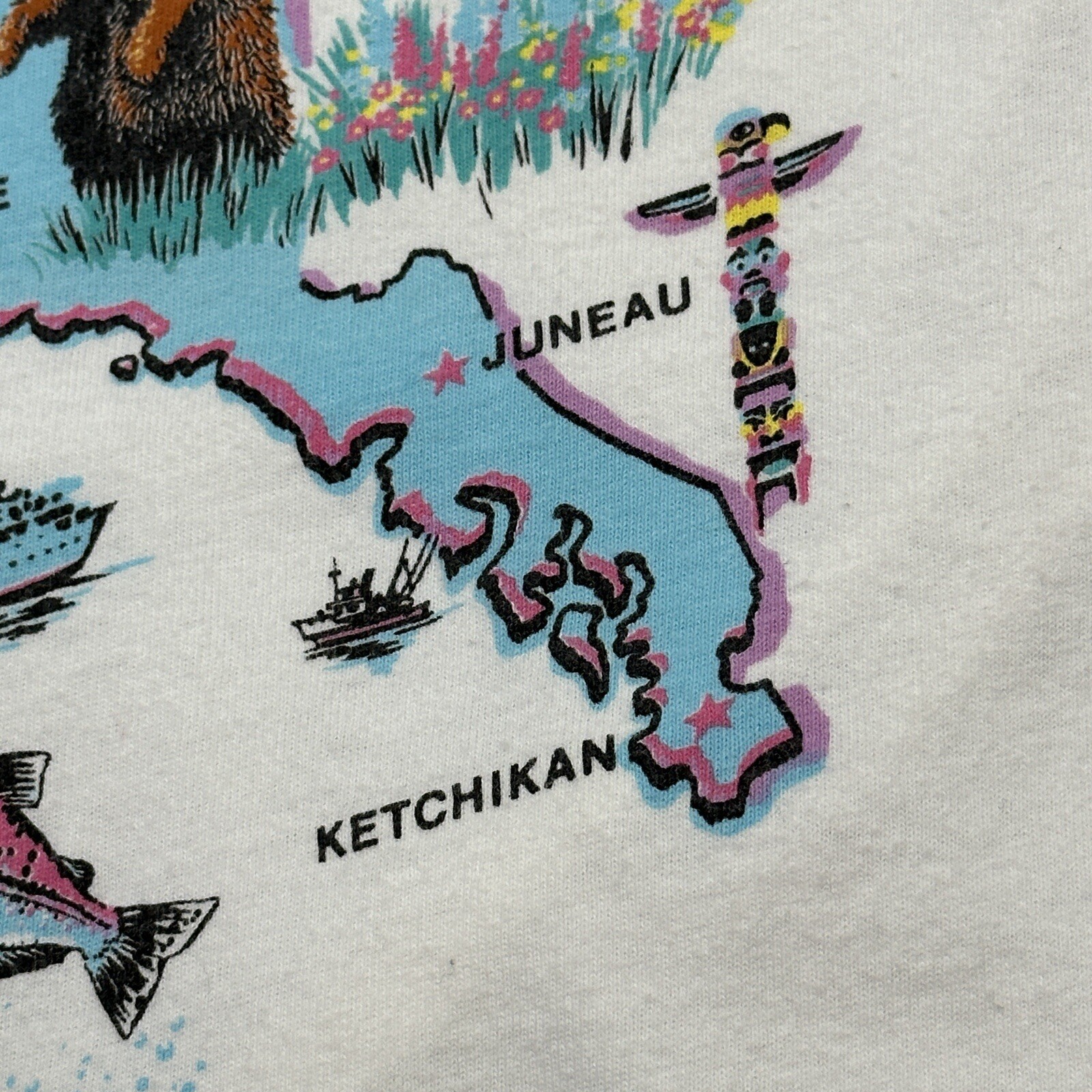 Vintage Lifestyles Shirt Mens Large White Alaskan Wildlife Colorful Nature 90s gallery