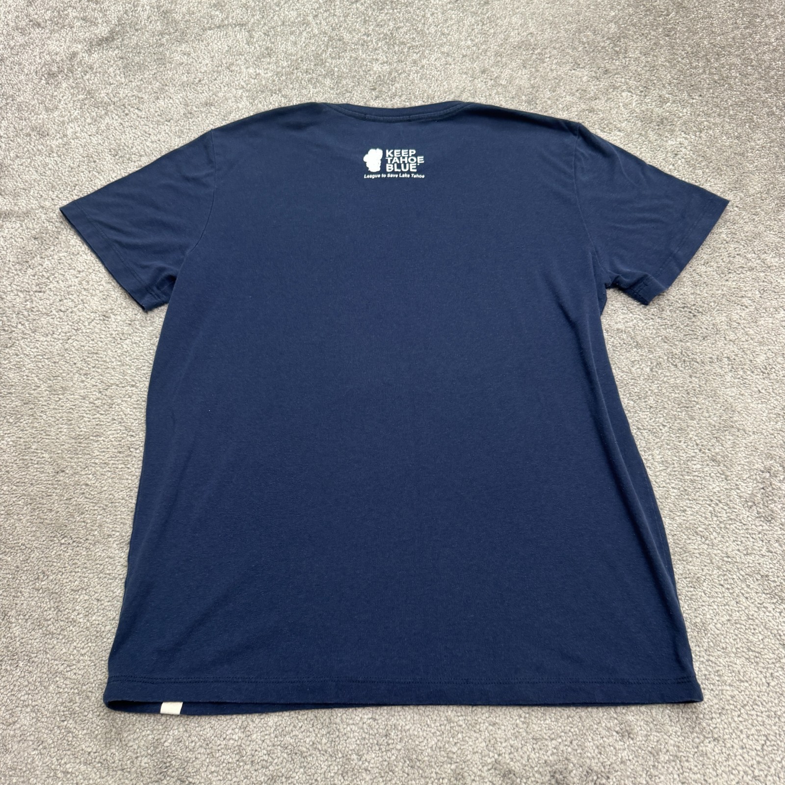 Marine Layer Re-Spun Keep tahoe Graphic T-Shirt Mens Medium Navy Casual Crew Tee gallery