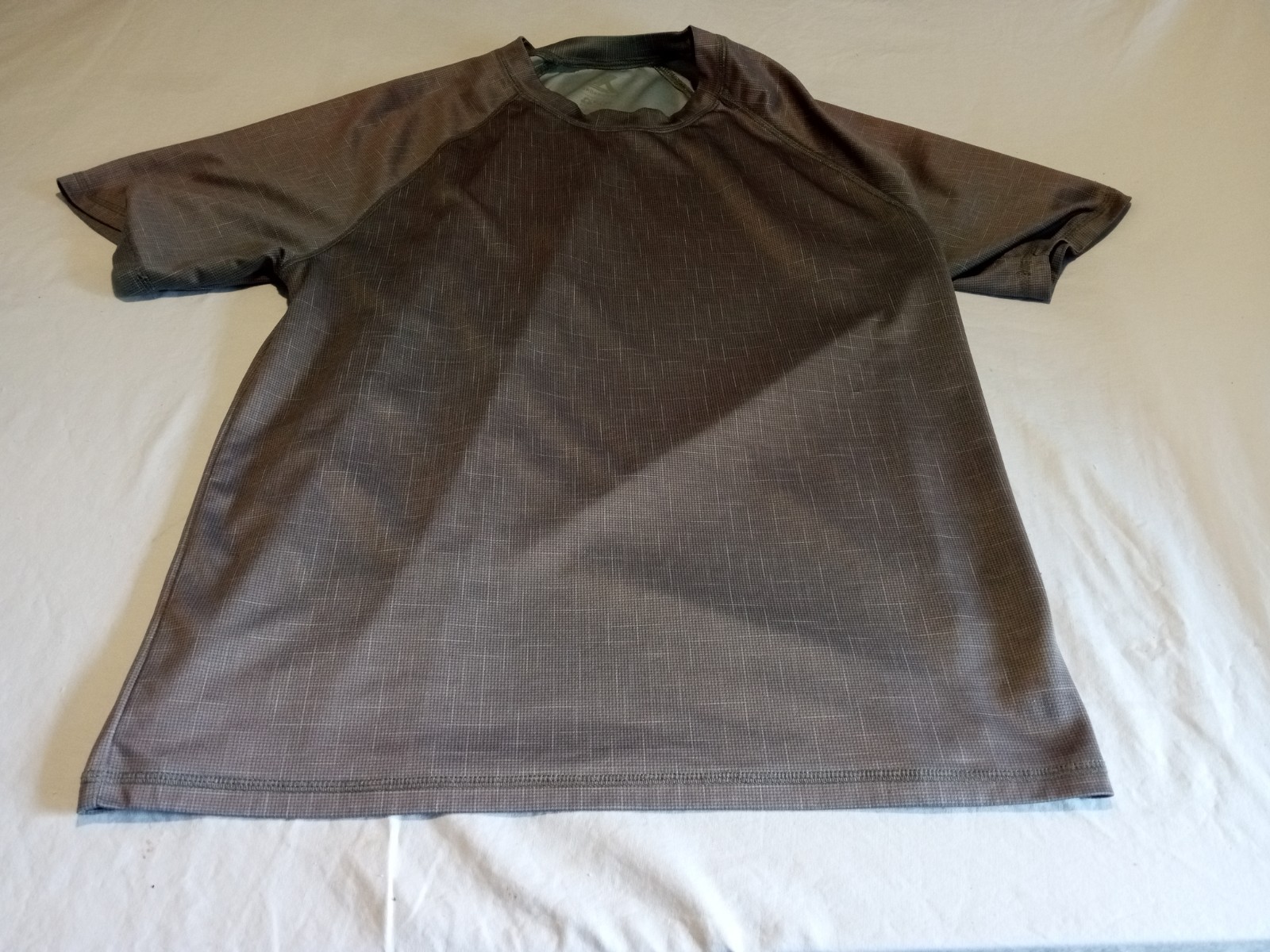 ZeroXposur Short Sleeve Rash Guard Shirt Mens Size Large Sun Protection Tee