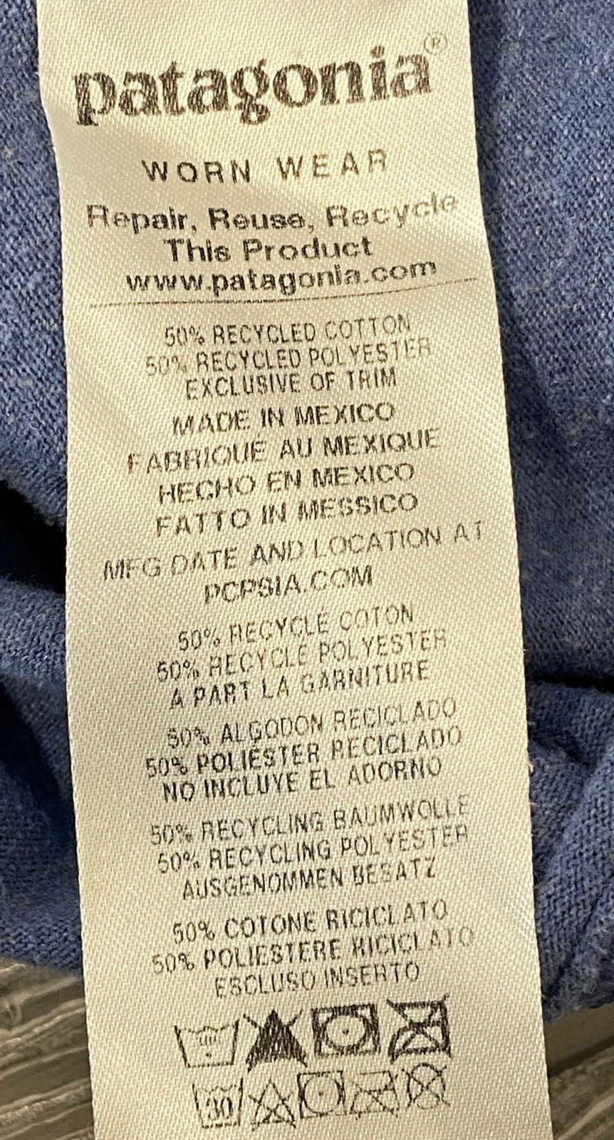 Patagonia Men’s Logo Responsibili-Tee Blue STY39174 Size XXL 2XL gallery
