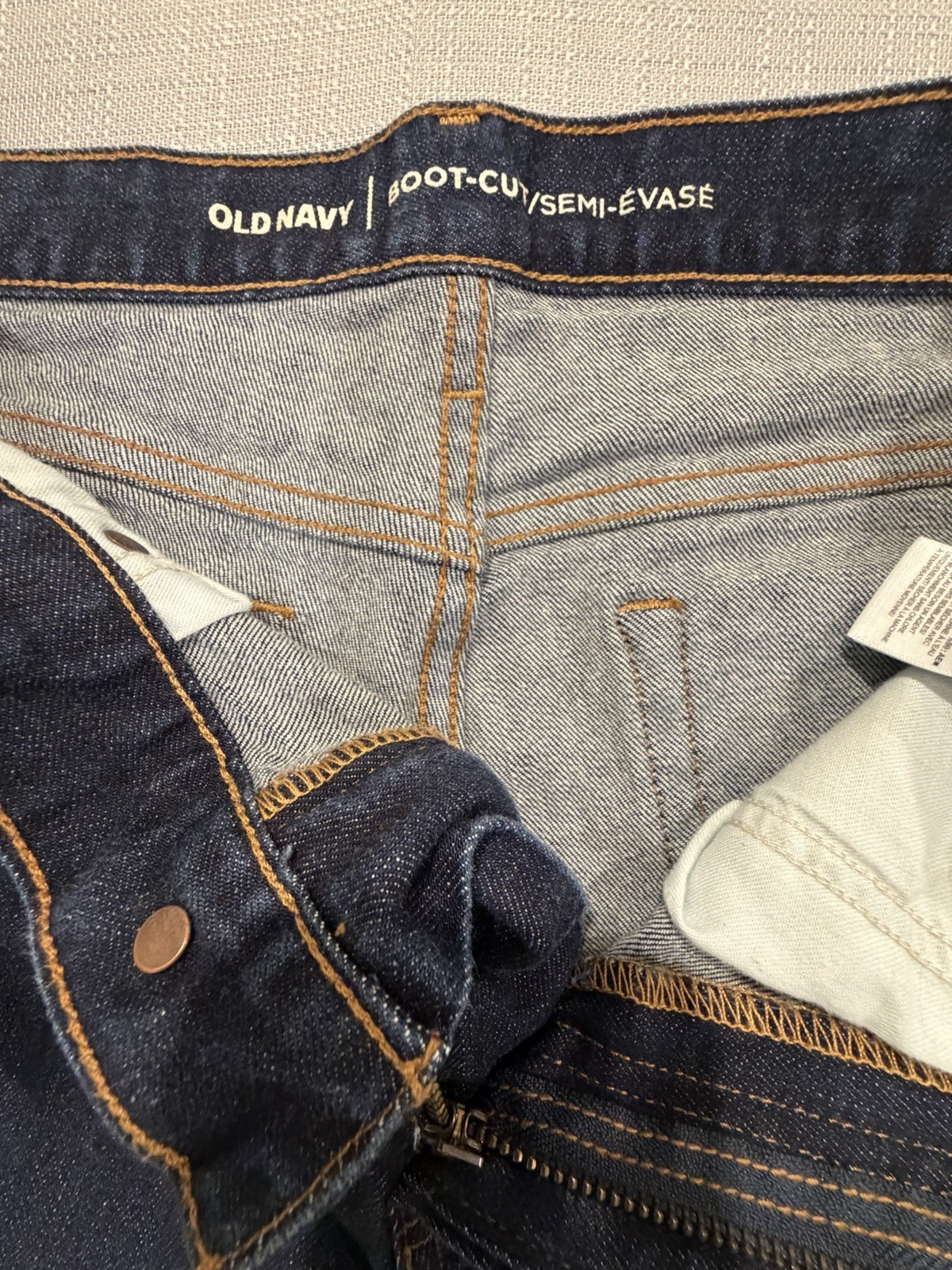 Old Navy Men's 31x34 Bootcut Jeans Dark Blue Denim 5-Pocket Button Zip gallery