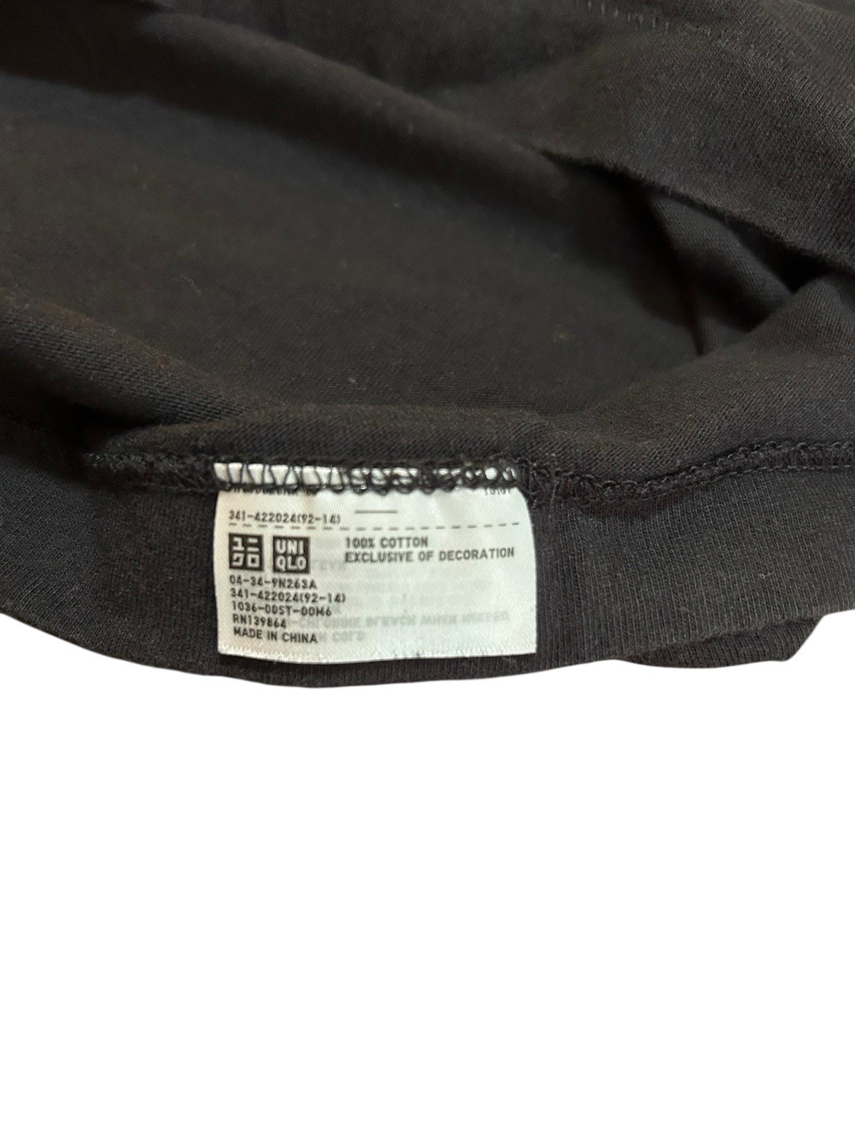 Kaws x Uniqlo UT 2019 Pocket T Shirt Men’s XL Black gallery