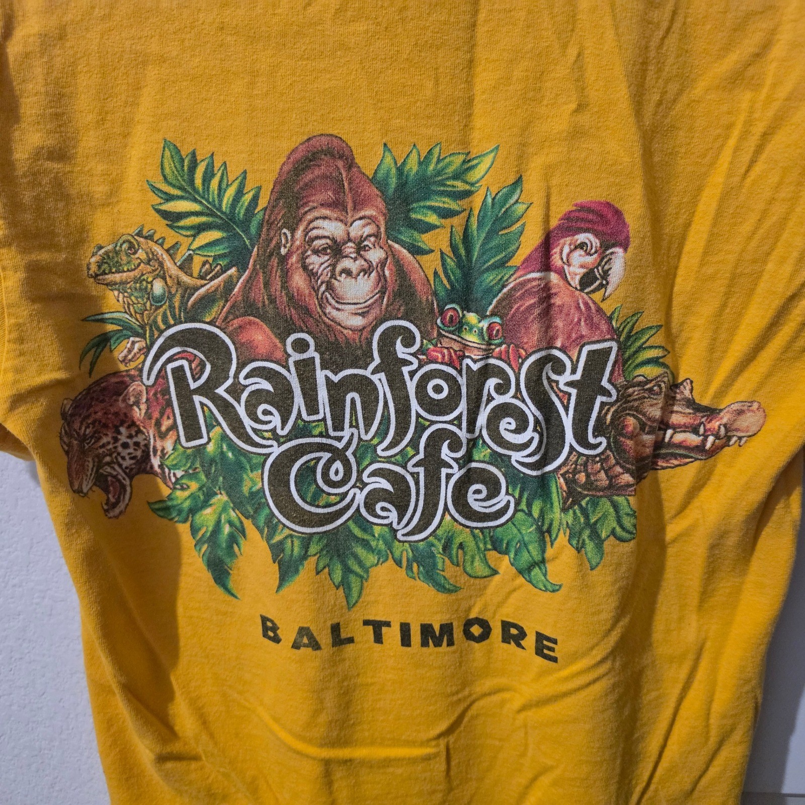 Rainforest Cafe Baltimore Graphic T-Shirt Mens Small Yellow Vintage Souvenir Tee gallery