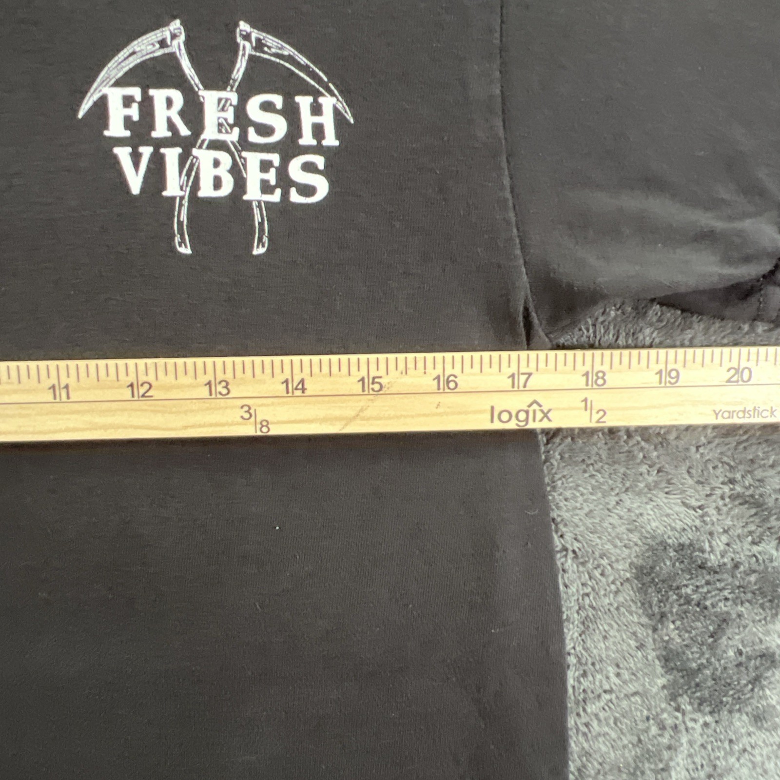 Fresh Vibes Mens Short Sleeve Black T-Shirt Size Small Good Friends Bad Habits gallery