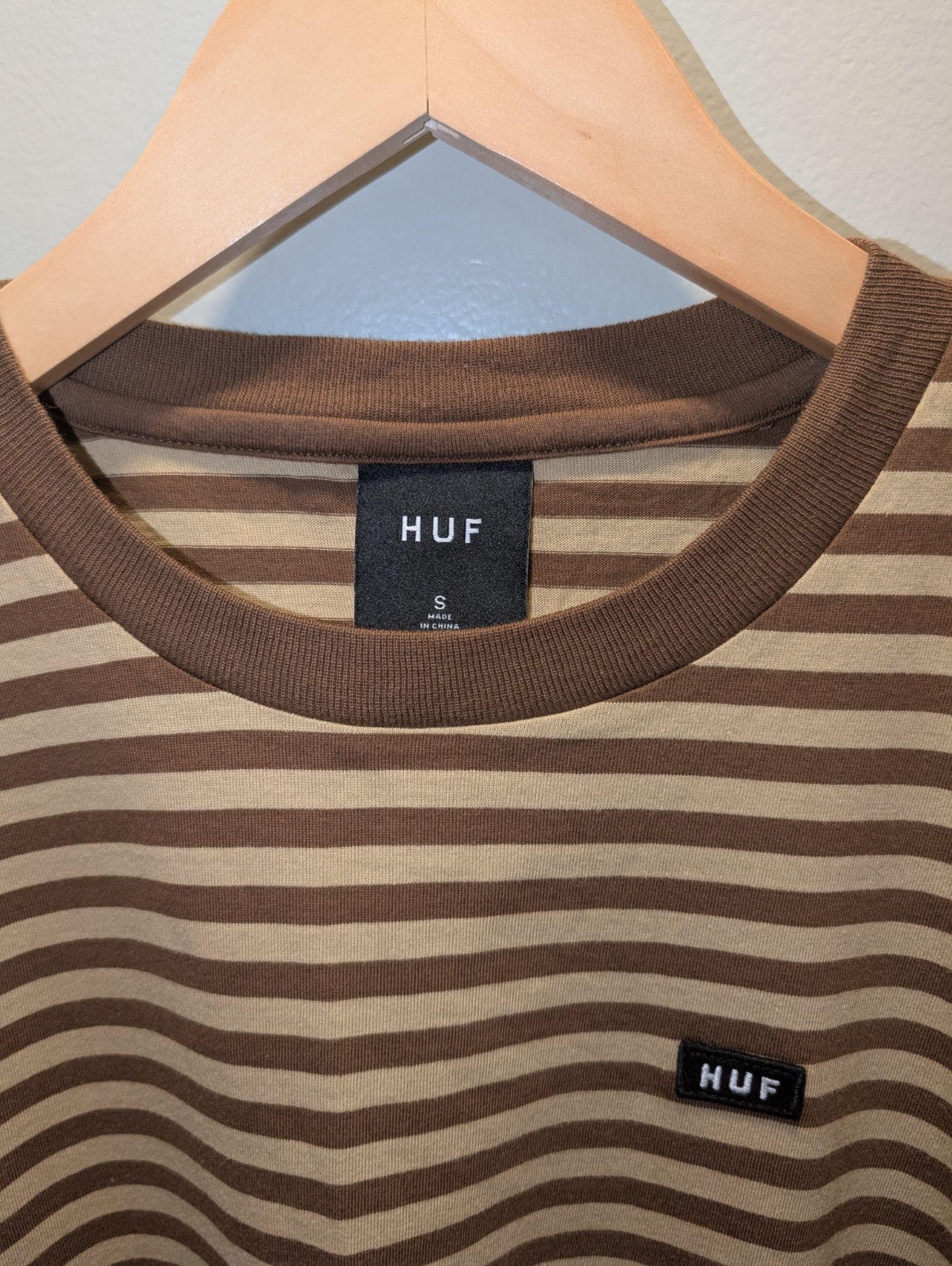 HUF Short Sleeve Striped T-Shirt Brown Size Small New gallery
