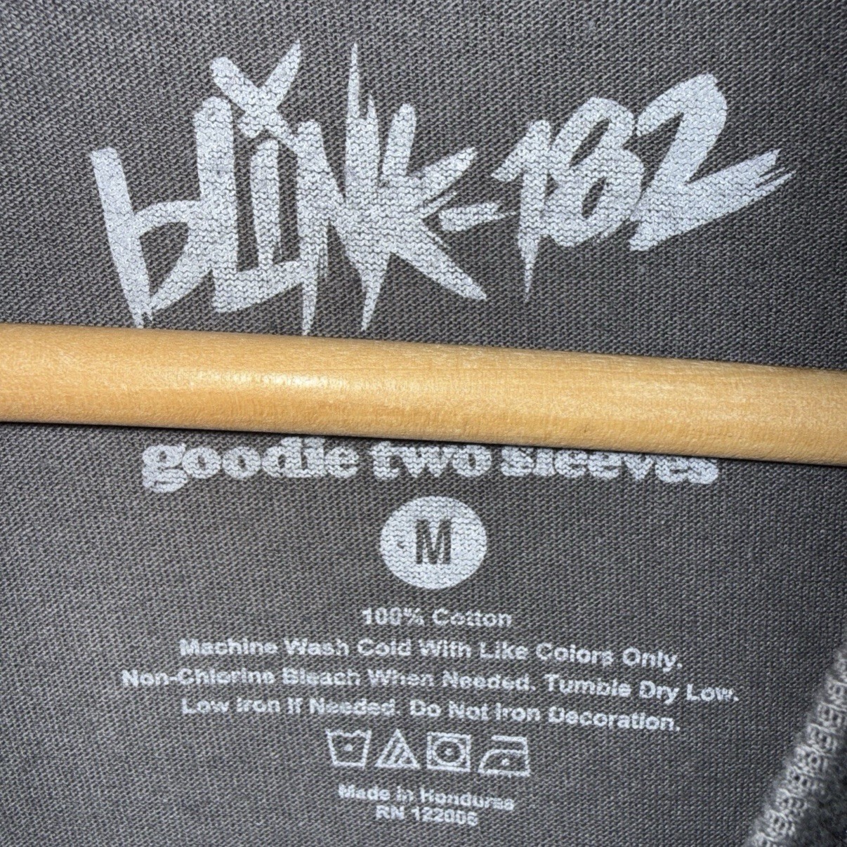 Blink 182 Mens Size Medium M Laser Cat Grey Graphic Print Band Cotton T-Shirt gallery