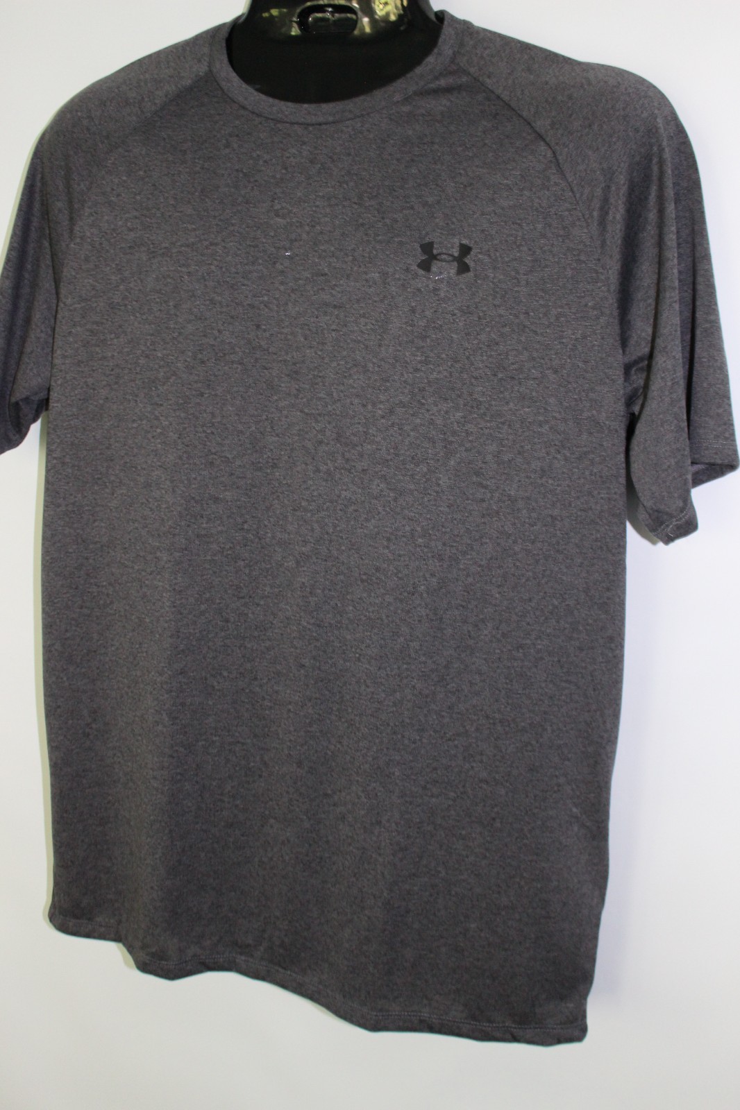 UNDER ARMOUR THE TECH TEE Men's GREY PERFORMANCE S/S T-SHIRT SZ: LT 1326413-090 gallery