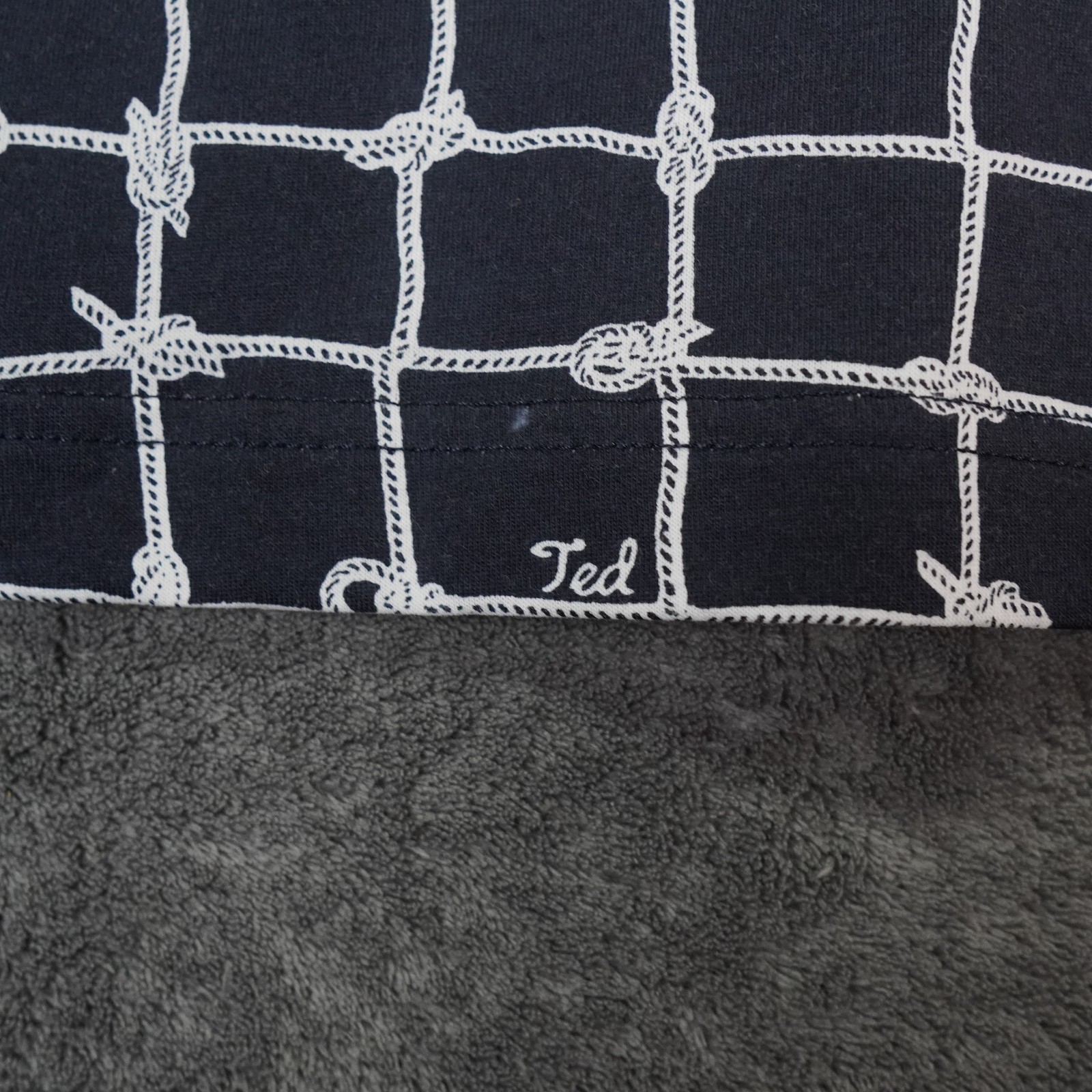 Ted Baker Shirt Mens Extra Large Knot Grid Pattern Crewneck Tee gallery