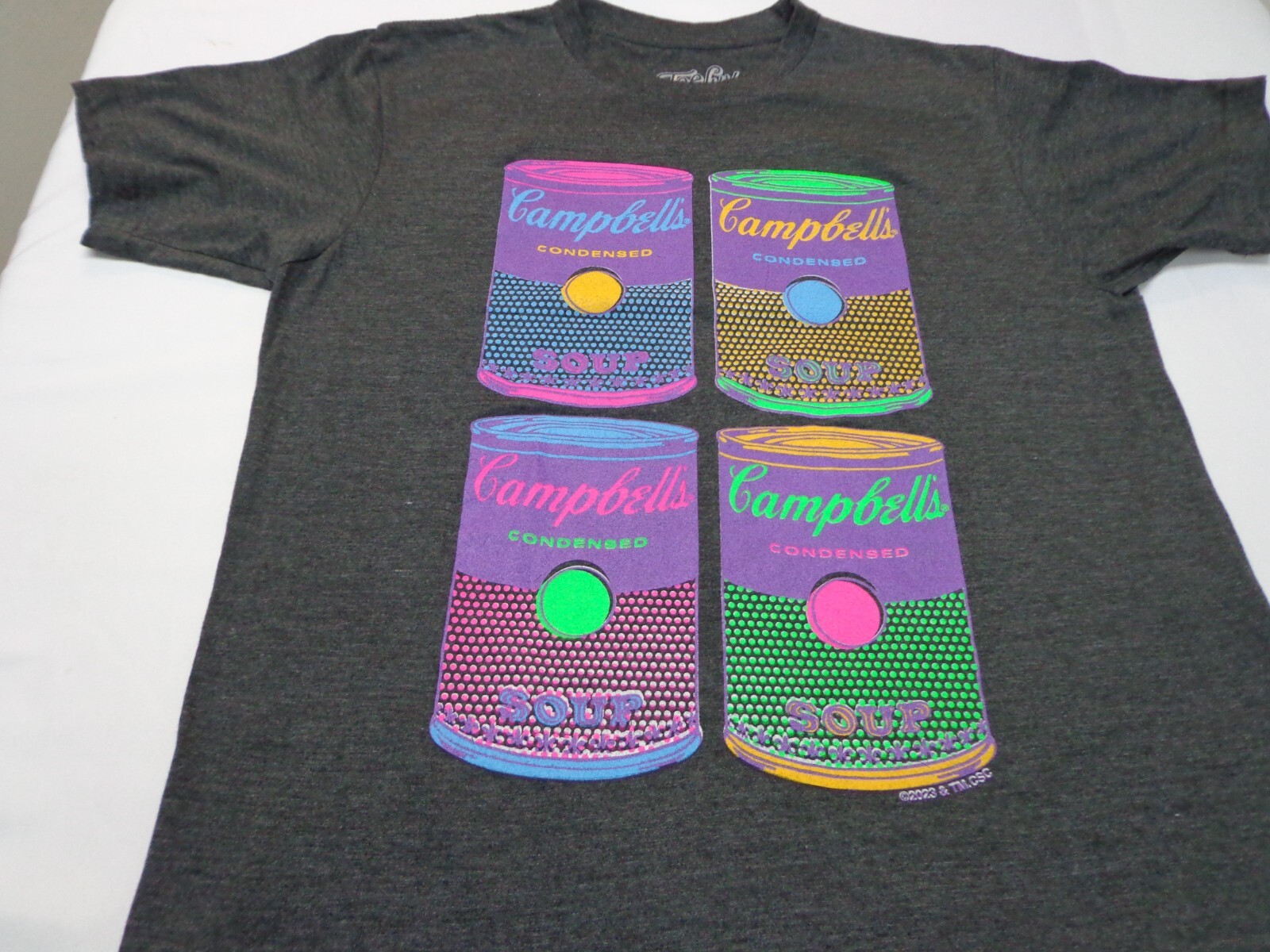Andy Warhol Theme Campbell’s Soup Can T-Shirt Tee Luv Size Medium gallery