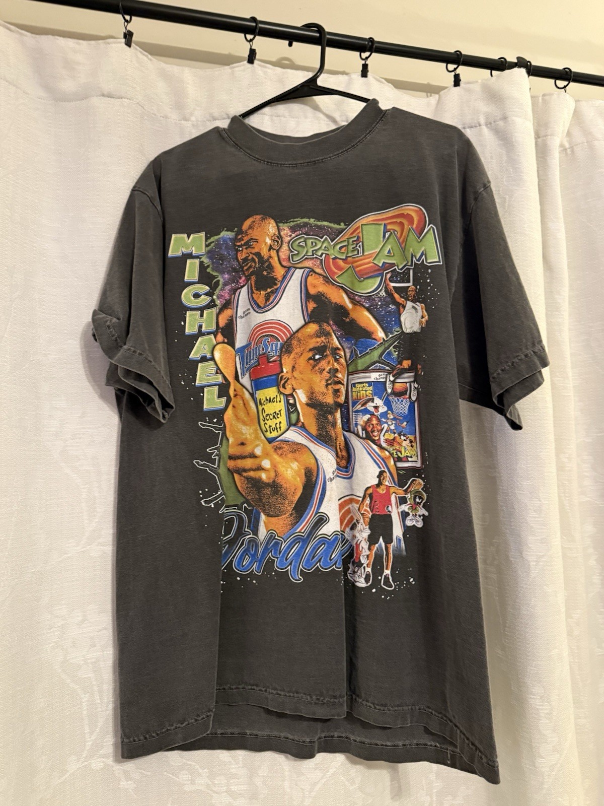 GAMECHANGER SPACE JAM VINTAGE T-shirt Size L Men’s Bugs Bunny Looney Tunes