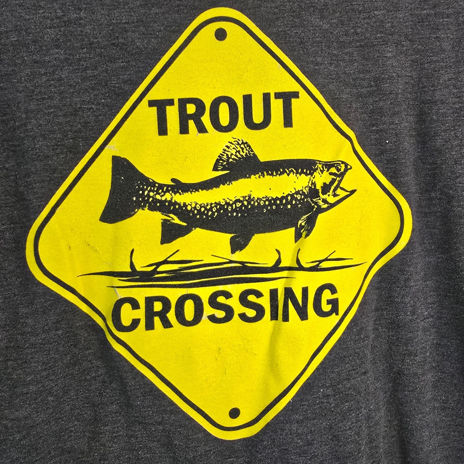 Topaz Lodge Trout Crossing Graphic T‑Shirt XXL Dark Gray Road Sign Fishing gallery