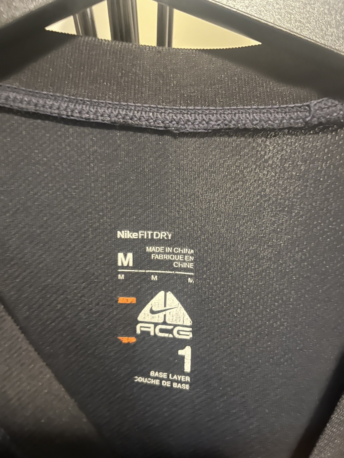 Nike FITDRY ACG Men's Long-Sleeve T-Shirt - Size Medium - Black gallery
