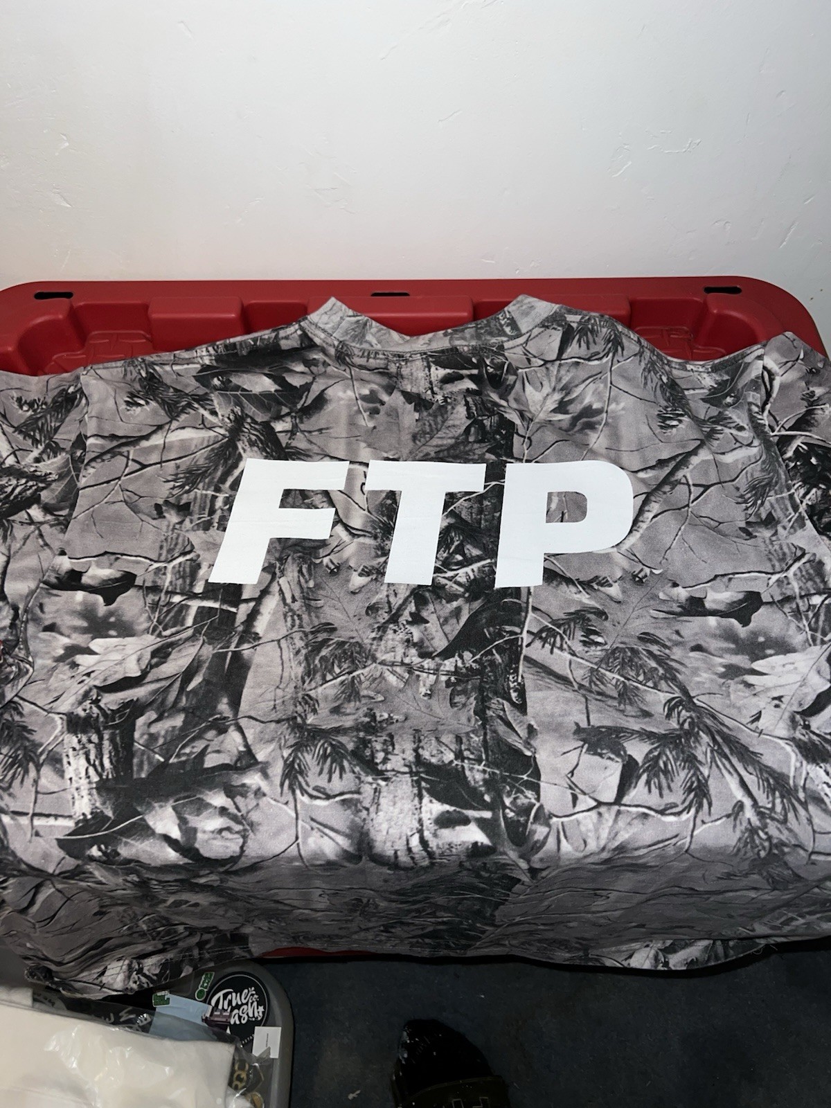 FTP FUCKTHEPOPULATION GRAY TREE CAMO LOGO TEE SIZE XL gallery