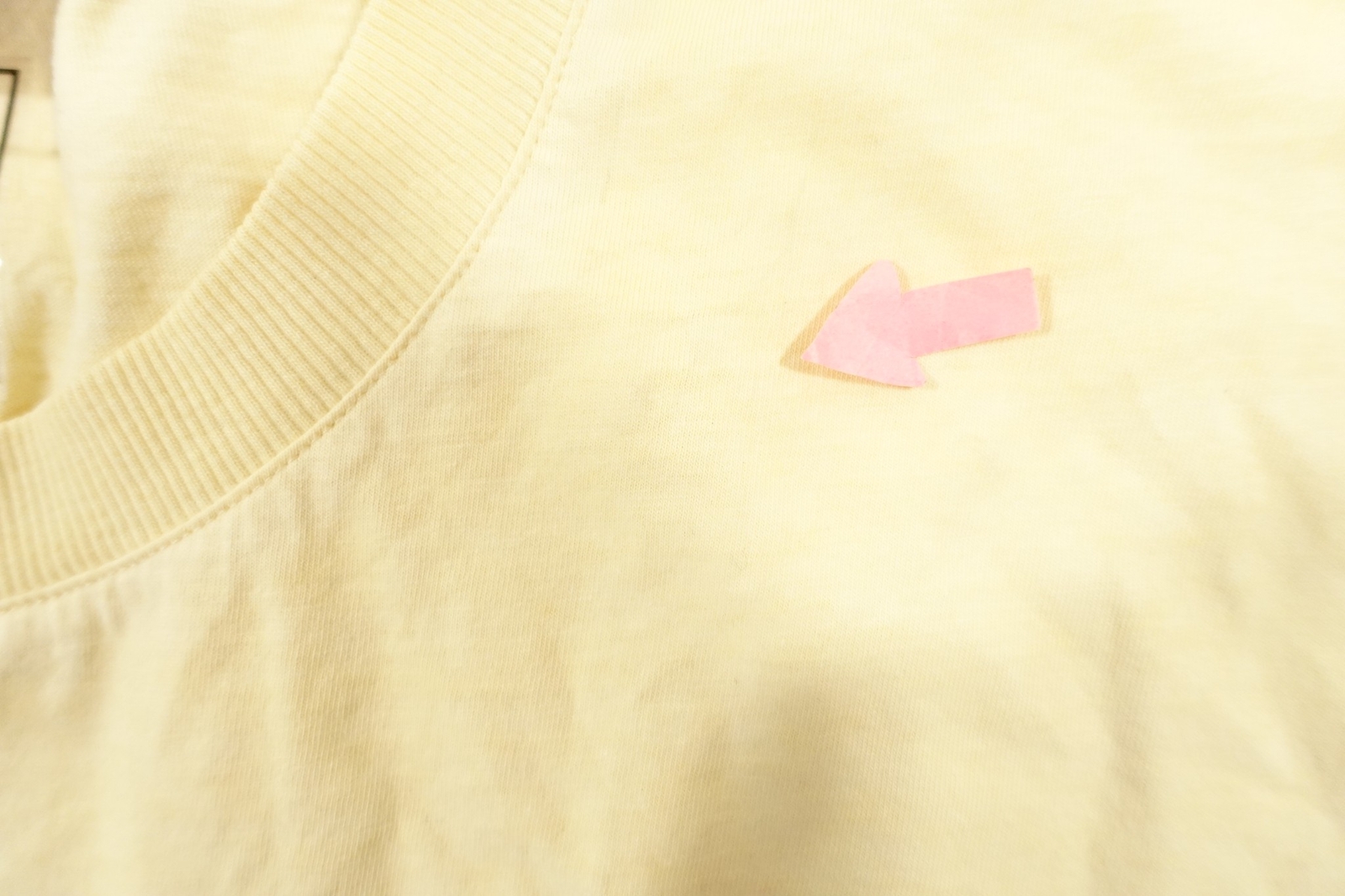 HUGO BOSS DAUBER202 2XL PALE YELLOW PASTEL EMBROIDERED TEE TSHIRT DEFECT gallery