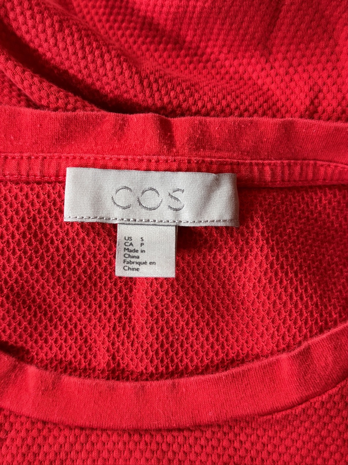 COS T Shirt Small Mens Red Textured Fabric Athletic Short Sleeve Tee gallery