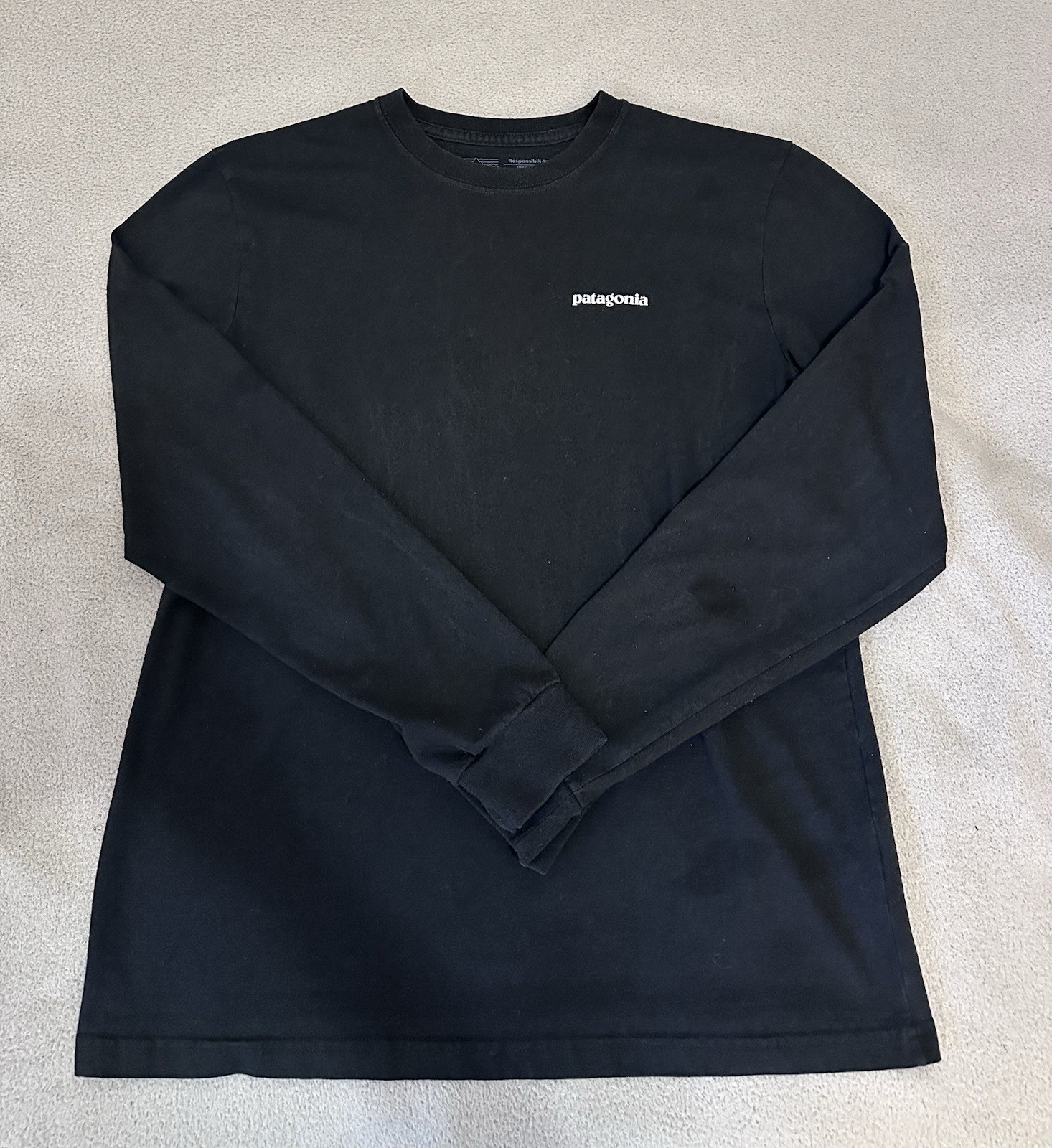 Patagonia Shirt Men’s Black Long Sleeve P-6 Graphic Logo Responsibili-Tee Size S gallery