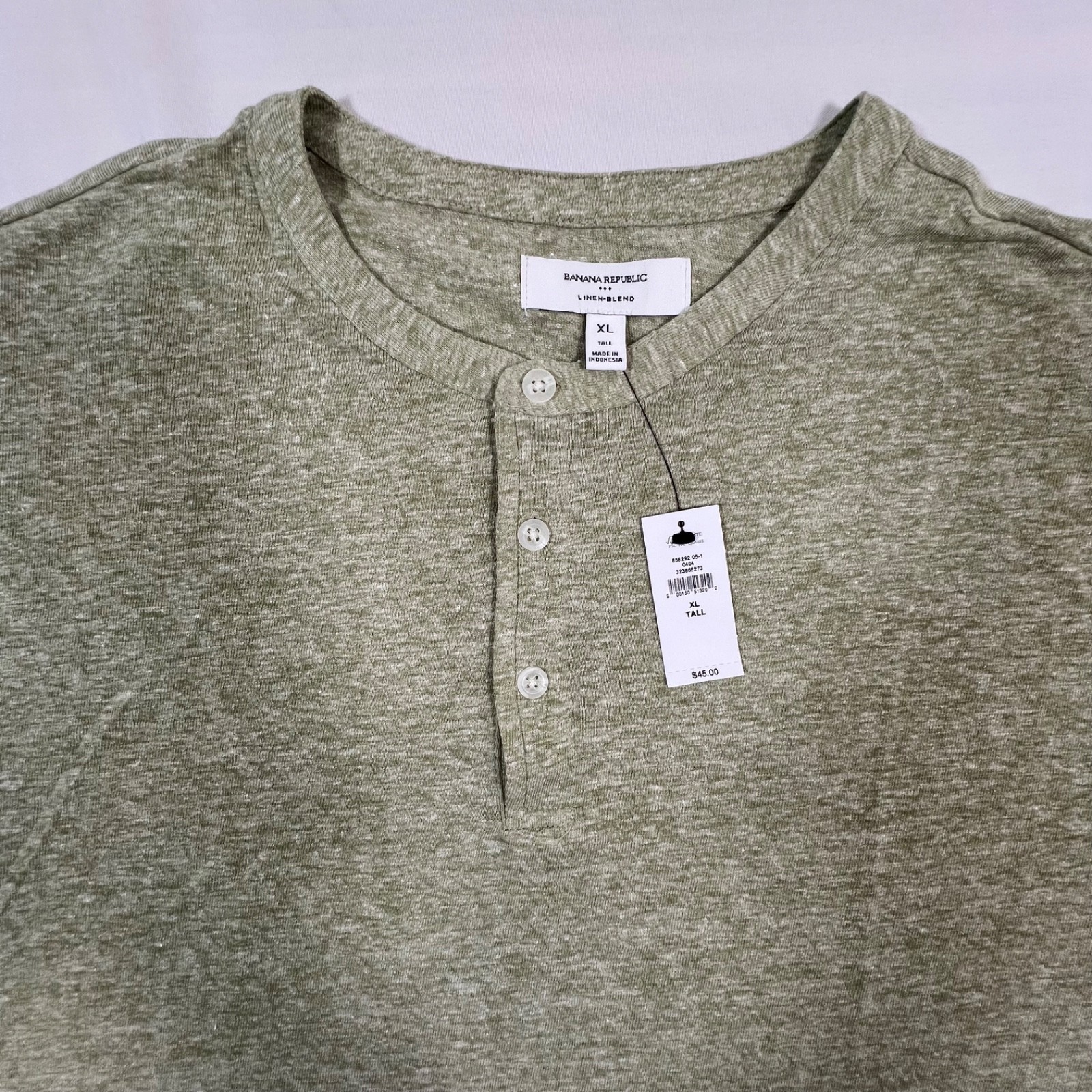 Banana Republic Men's Linen-Blend Henley T-Shirt - Size XL Tall - NWT gallery