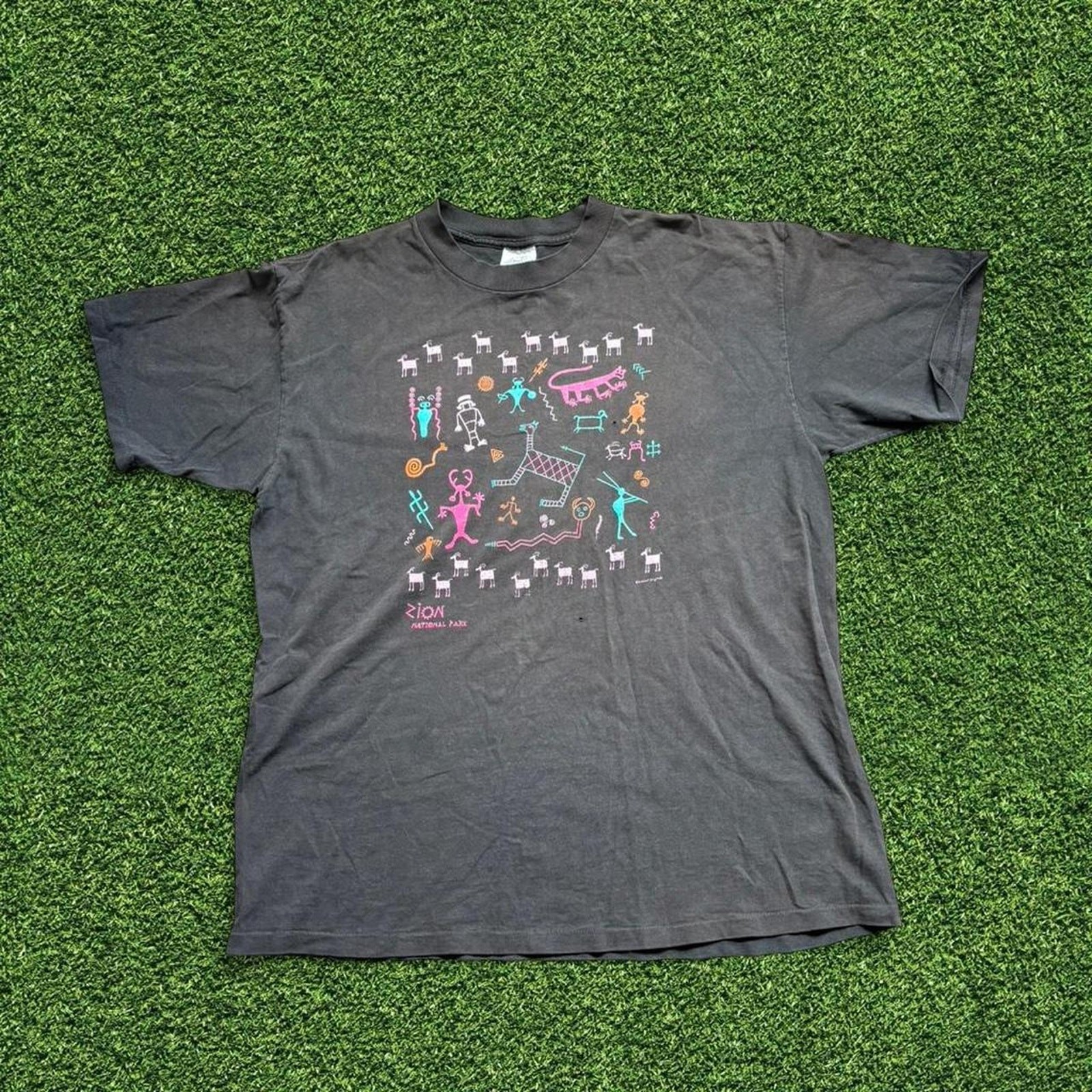 90s vintage black cotton graphic aztec shirt