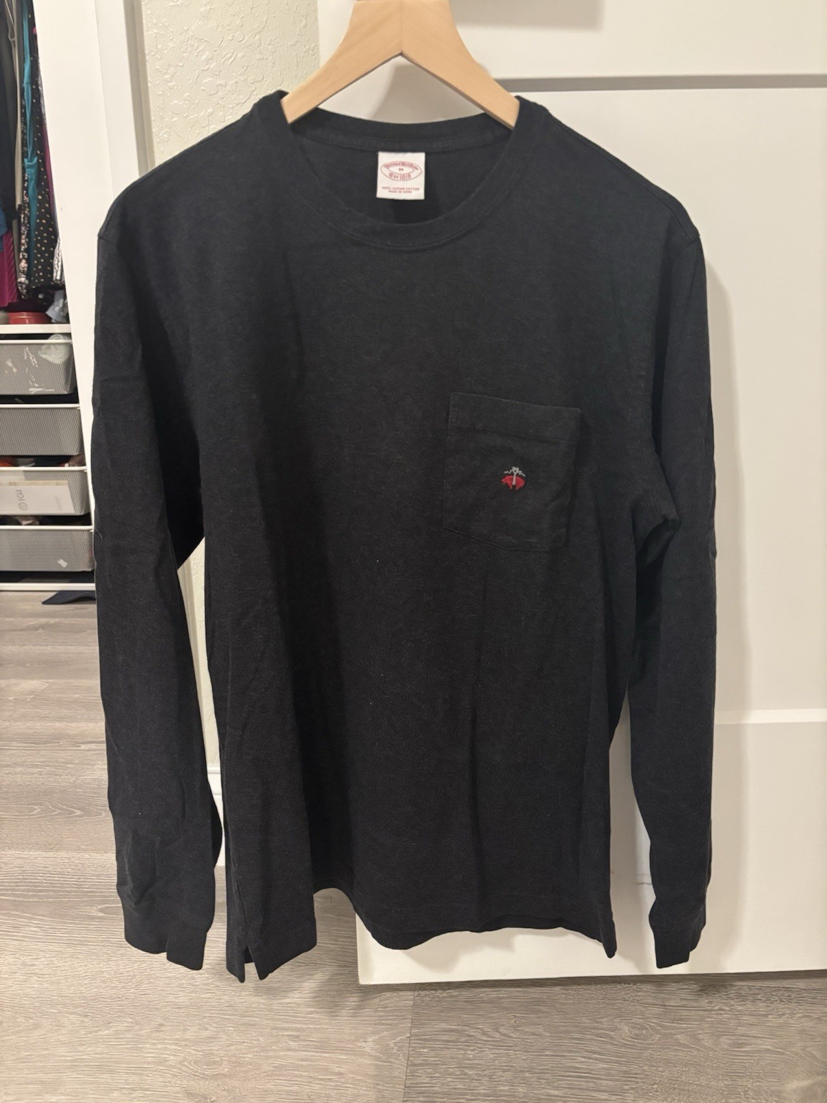 Brooks Brothers Supima Cotton L/S Pocket Tee Size Medium