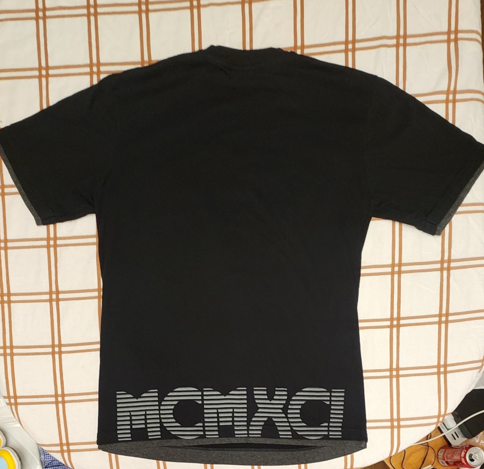 Vintage Y2K Southpole Double-Side Raised graphic logo 2 Tone Seam T-shirt Mens L gallery
