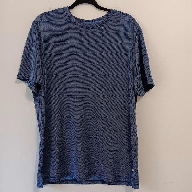 Tommy Bahama Shirt Mens Large Blue TENCEL Modal Blend Crewneck Tee Performance gallery