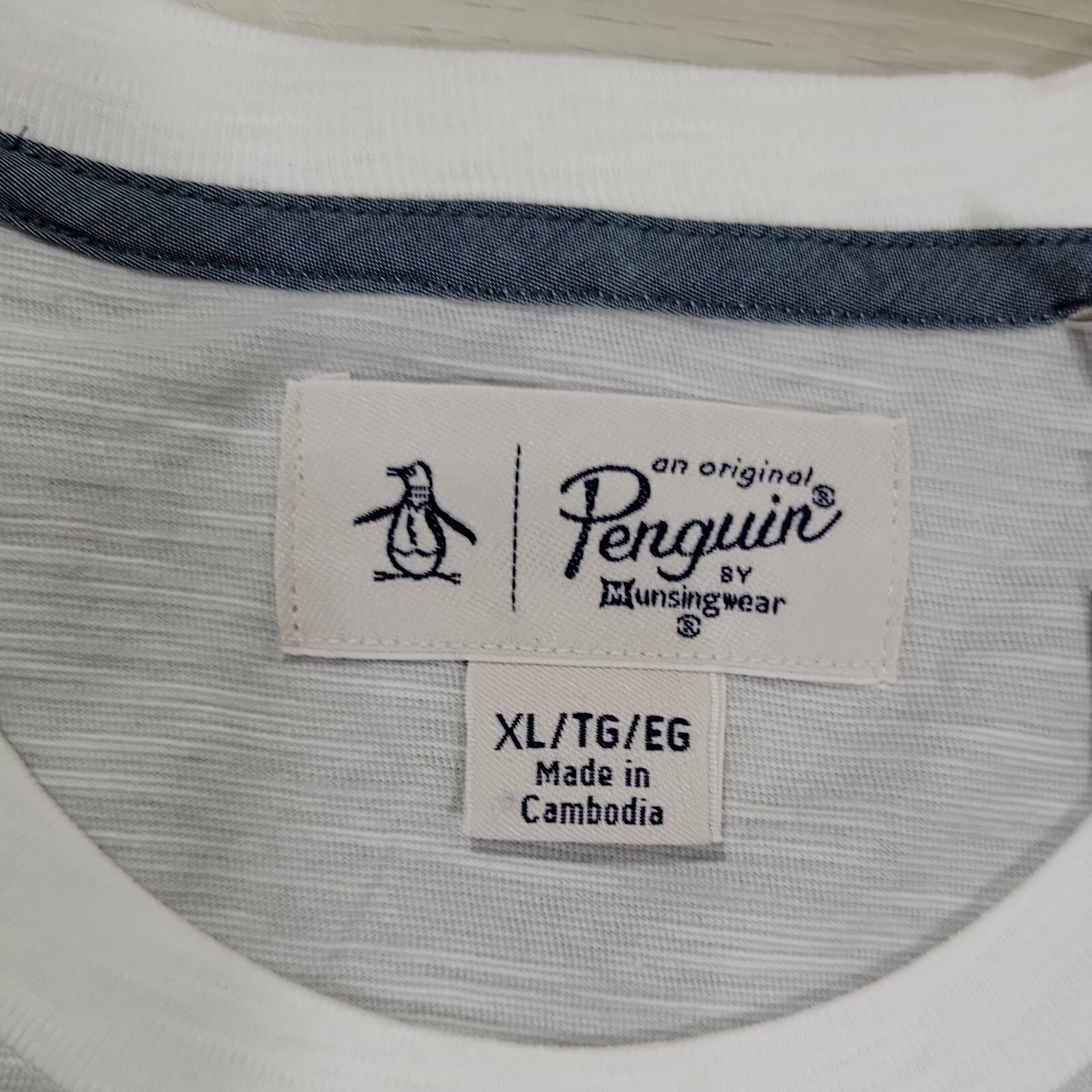 Penguin Knit Tee Mens XL Light Gray Stripe Chambray New gallery