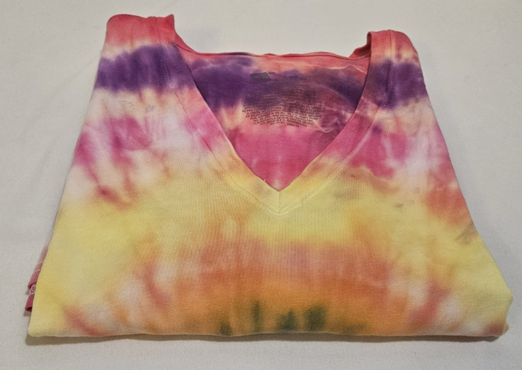 Handmade Tie Dye V‑Neck T‑Shirt Men’s Size M Boho Streetwear Festival Top gallery
