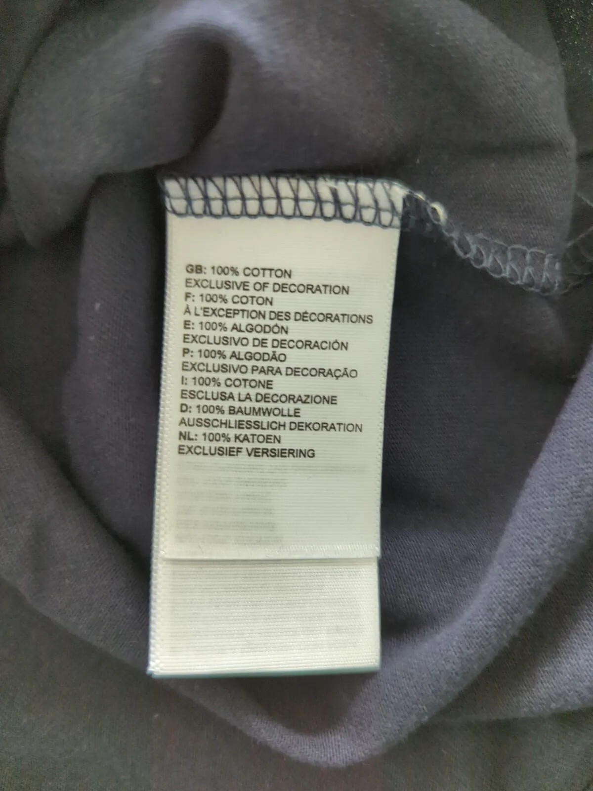 THE NORTH FACE Mens Boxed in Graphic Aviator Navy T Shirt Fish Sz L NF0A475ARG1 gallery