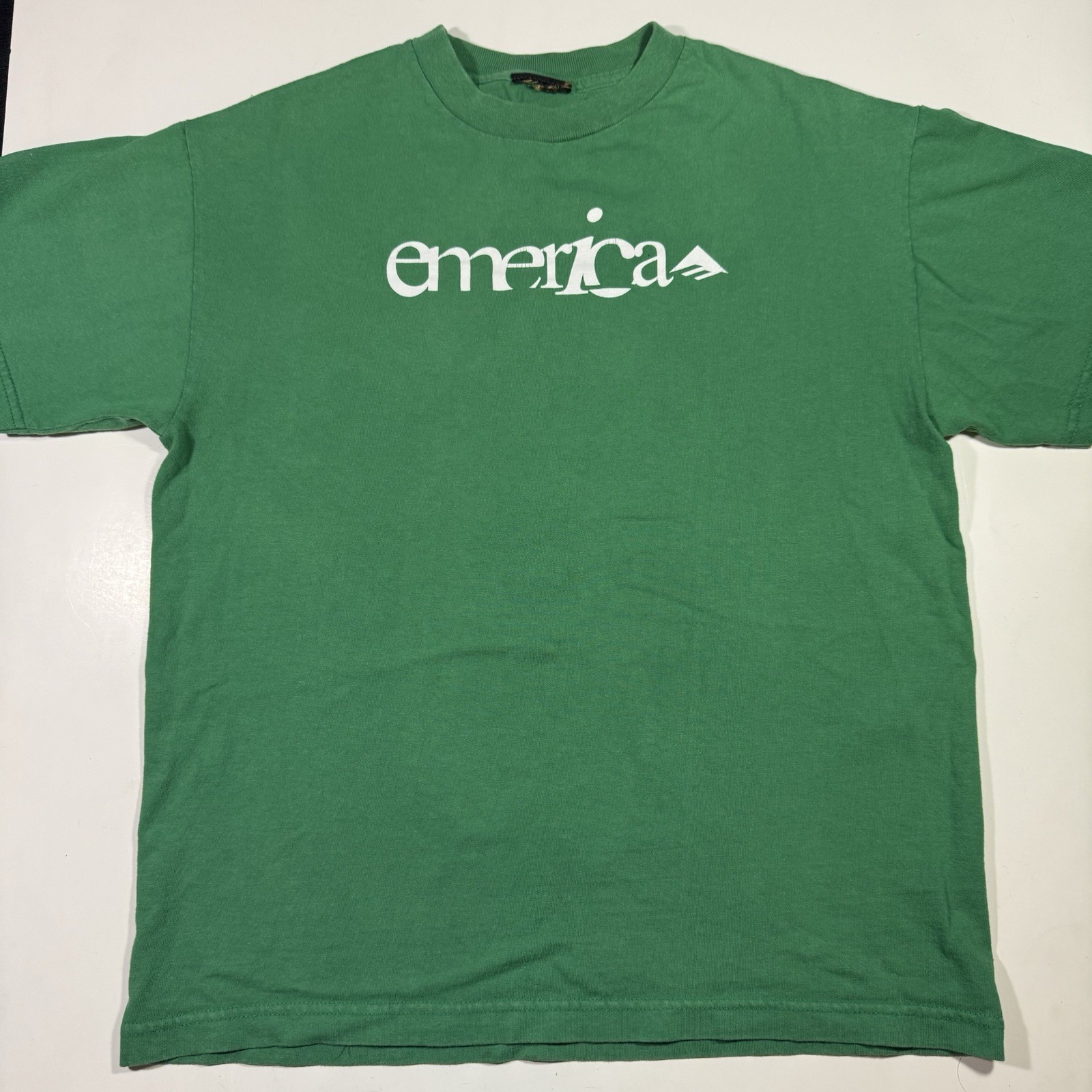 *unknown size, fits small* Vintage Emerica Skateboard Shoes T-Shirt gallery