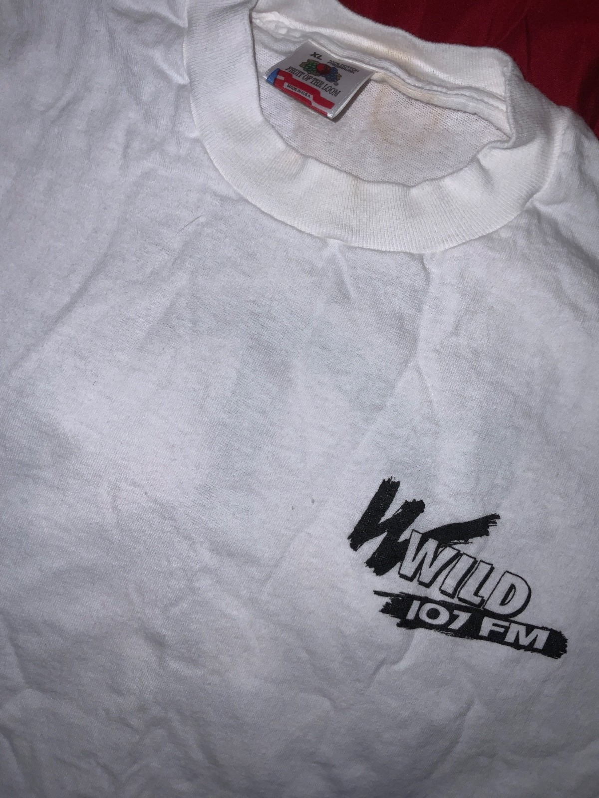 Vintage WILD 107.7 - White Size XL - Bay Area's Radio Station STOP THE VIOLENCE gallery