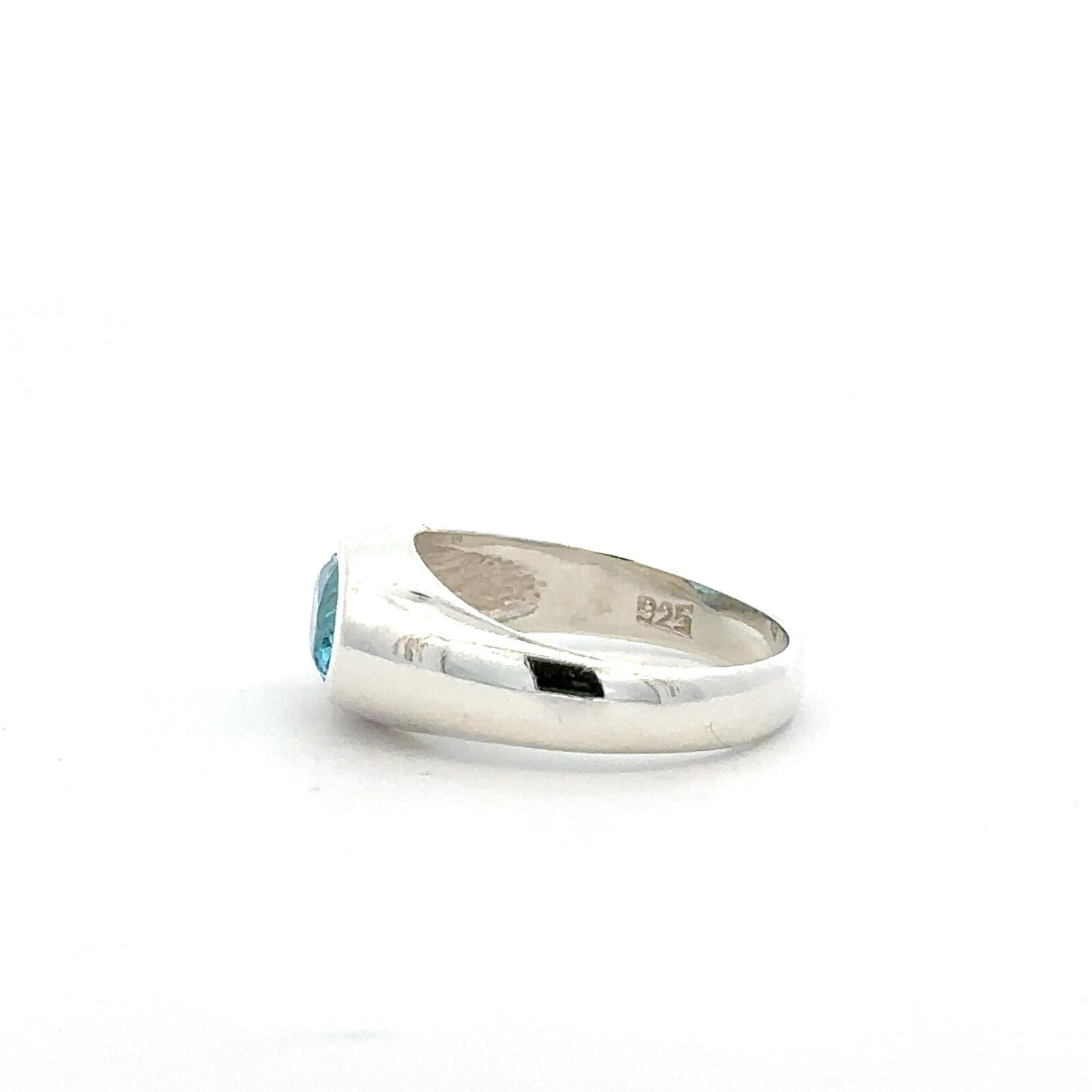 Sterling Silver Oval Blue Topaz Ring (Size-7.75) Stone 7 x 9mm